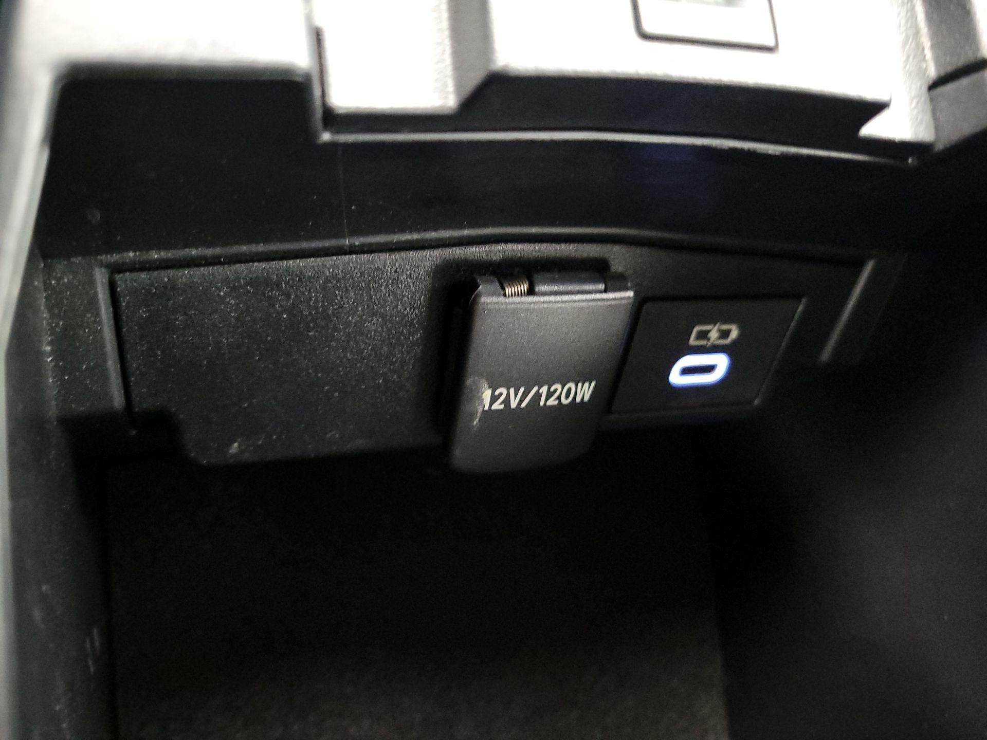 Thumbnail: 2023 Toyota Corolla - 18