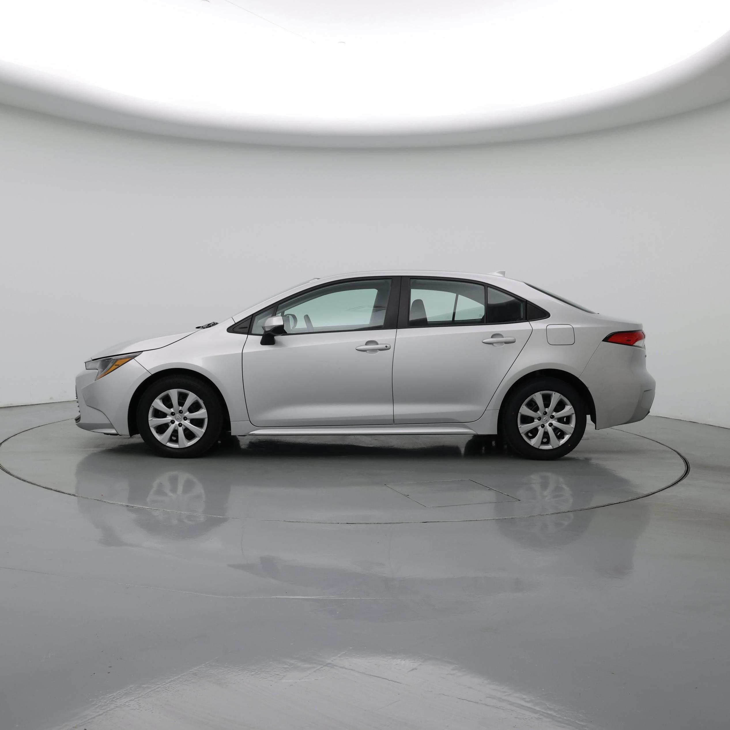 Thumbnail: 2023 Toyota Corolla - 3