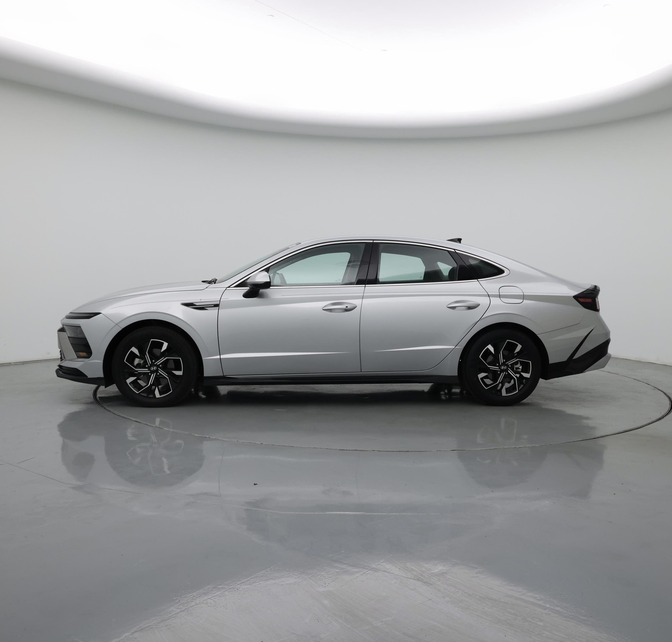 Thumbnail: 2025 Hyundai Sonata - 3