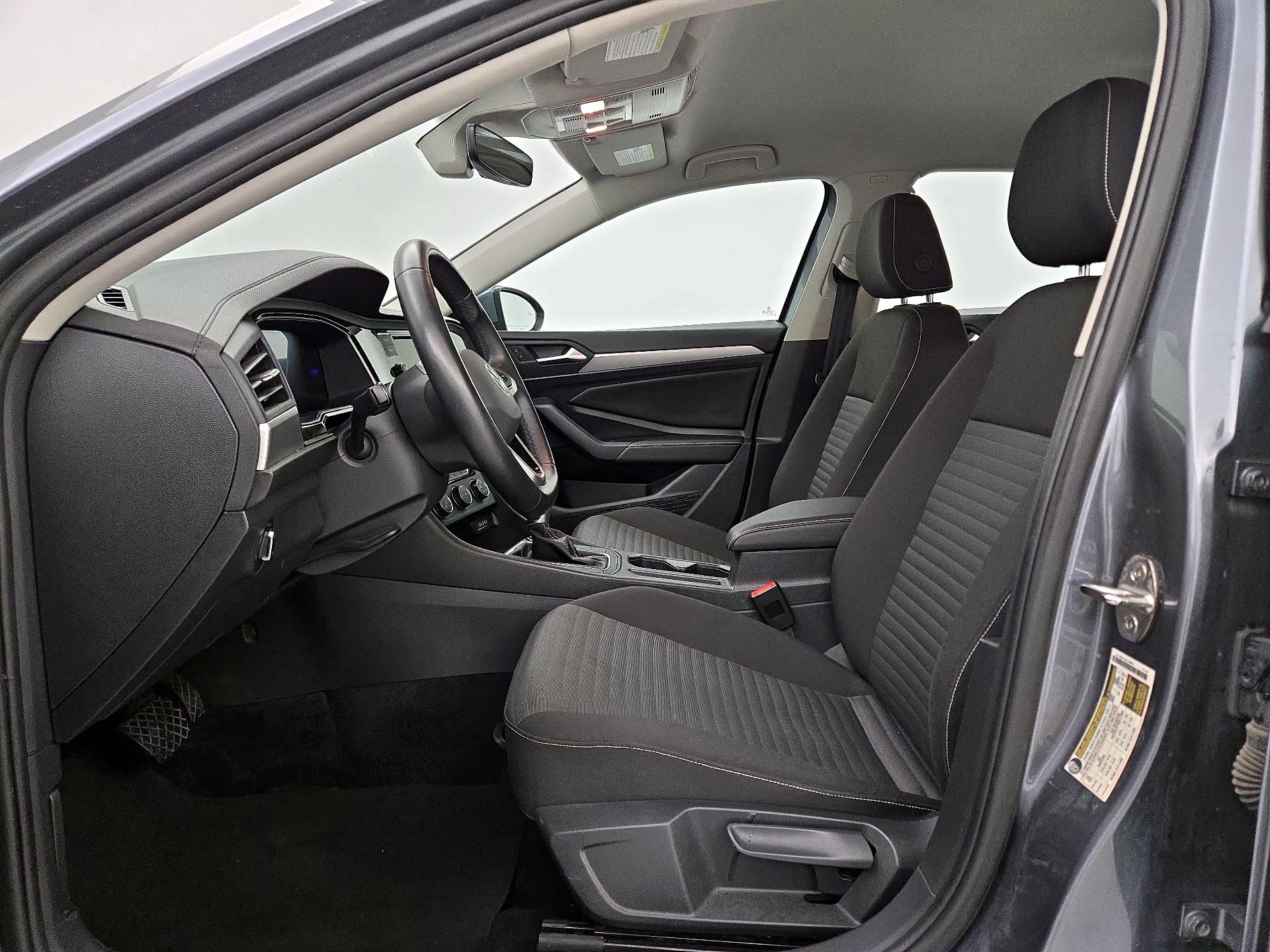 Thumbnail: 2024 Volkswagen Jetta - 11