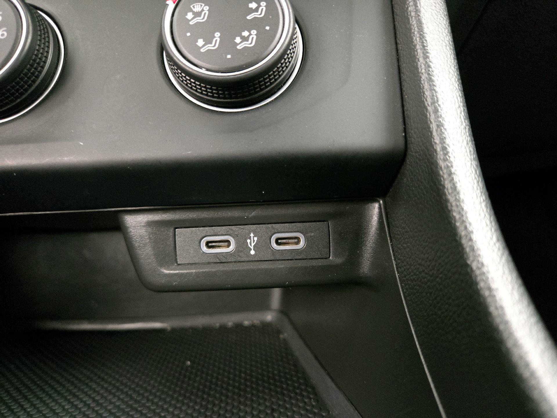 Thumbnail: 2024 Volkswagen Jetta - 18