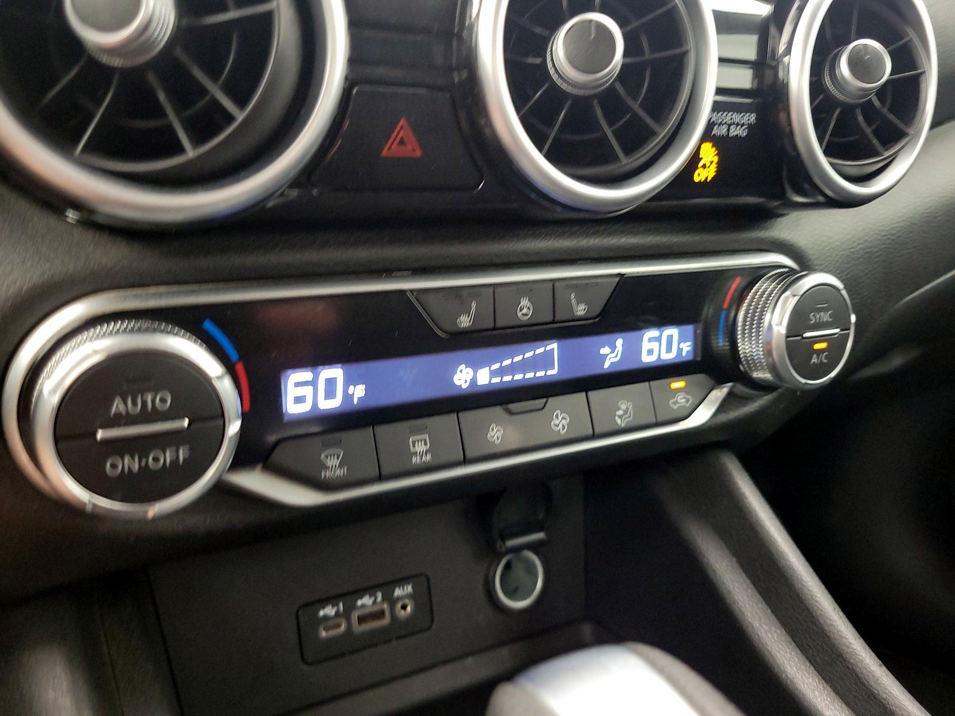 Thumbnail: 2023 Nissan Sentra - 16