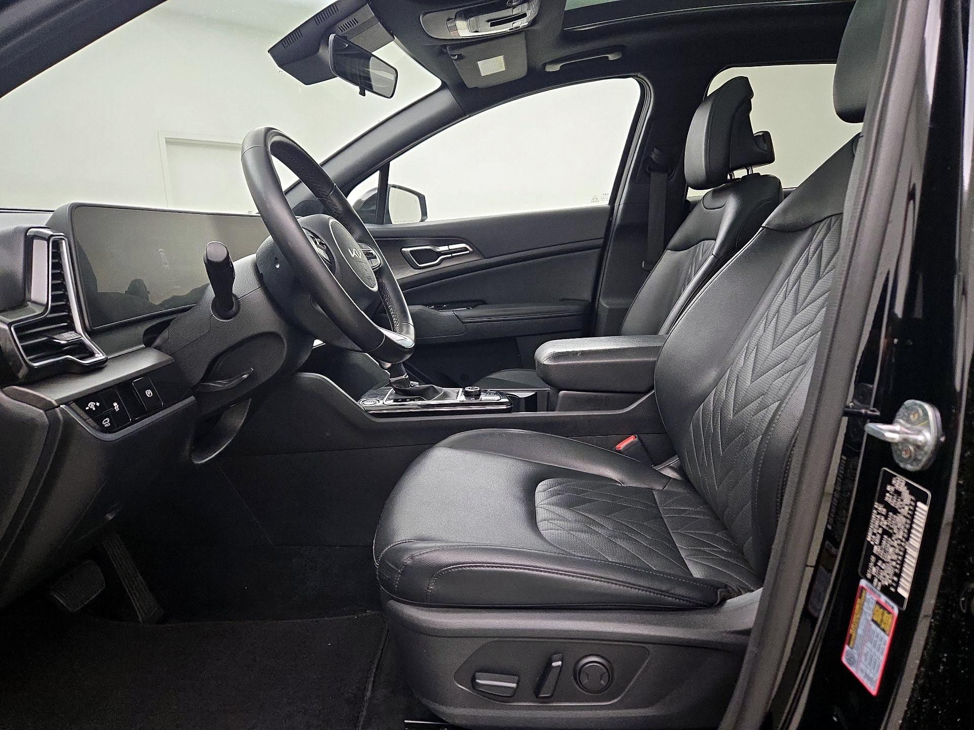 Thumbnail: 2023 Kia Sportage - 11