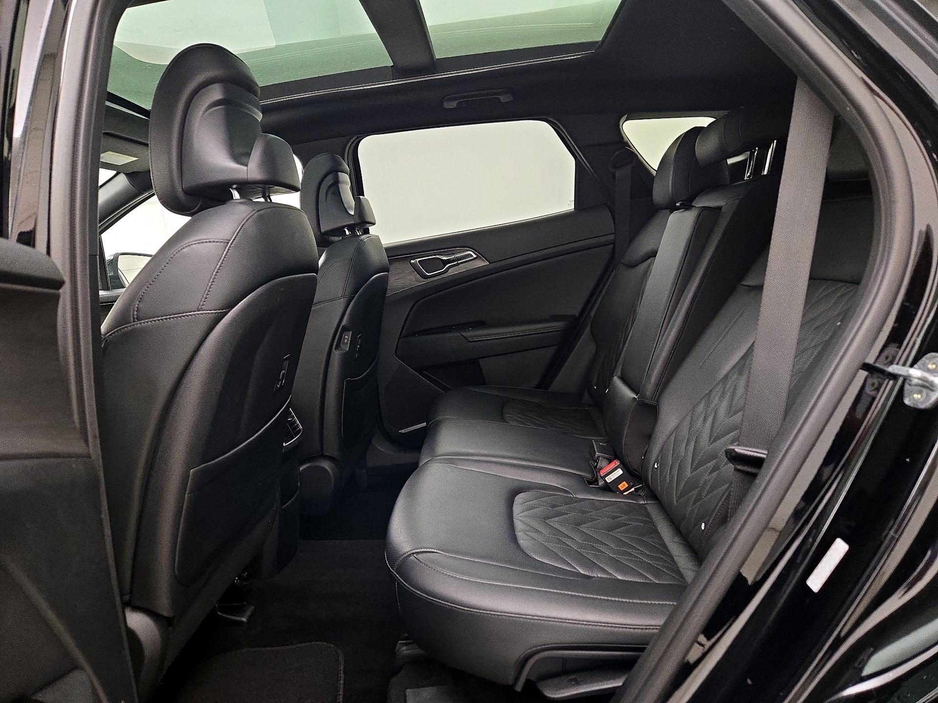 Thumbnail: 2023 Kia Sportage - 20