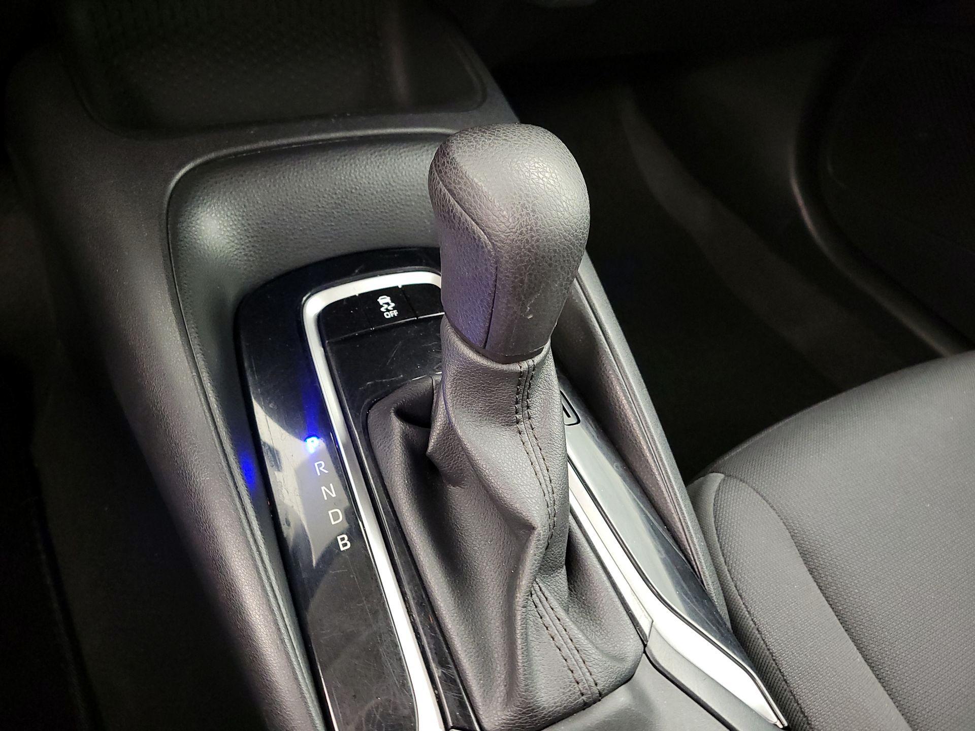 Thumbnail: 2023 Toyota Corolla - 17