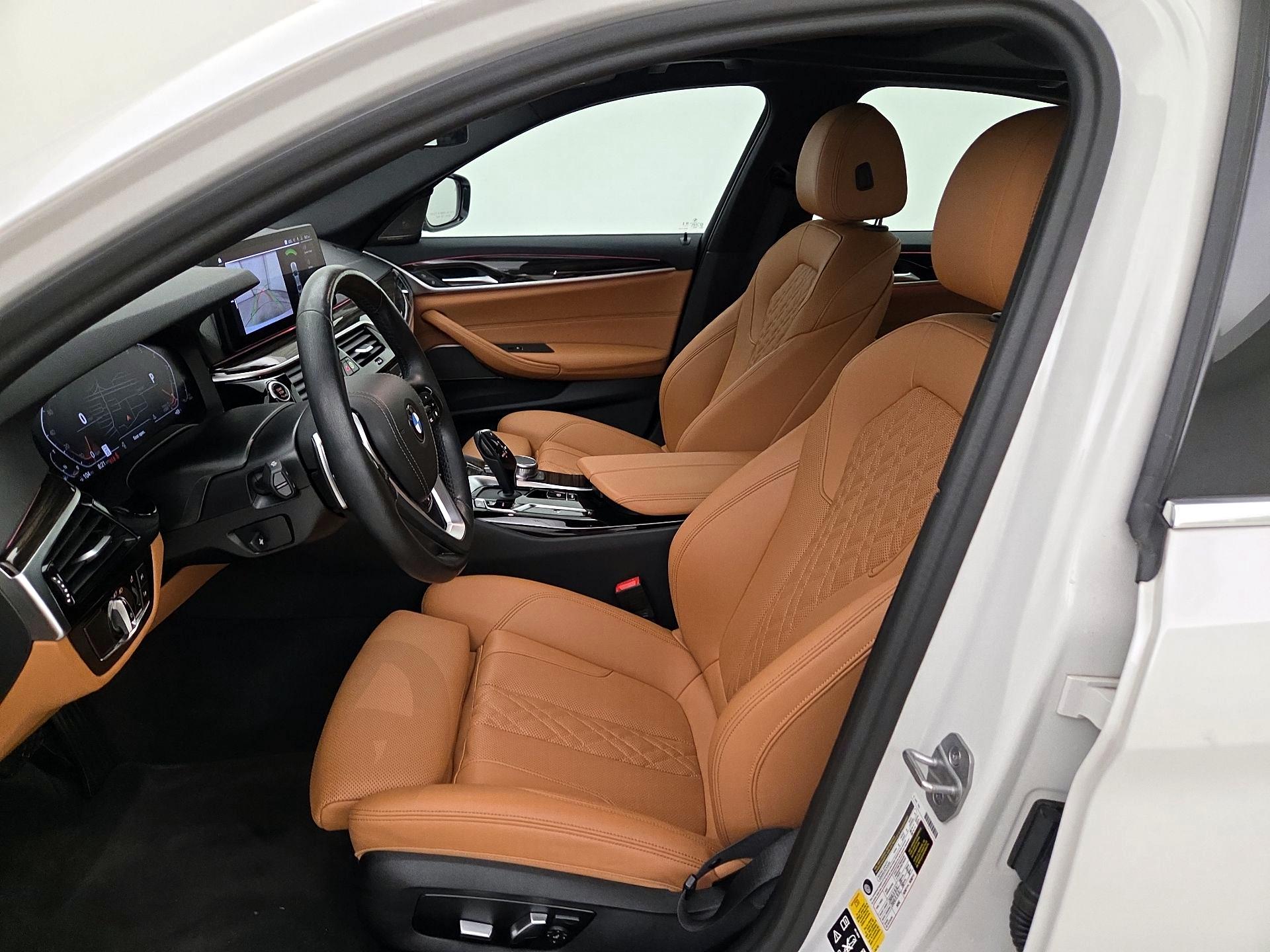 Thumbnail: 2023 BMW 5 Series - 11