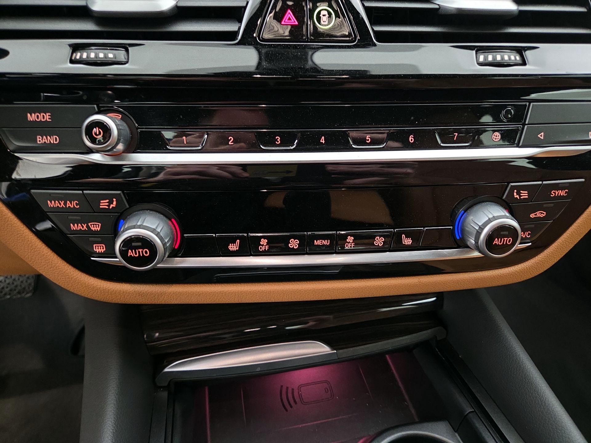 Thumbnail: 2023 BMW 5 Series - 15