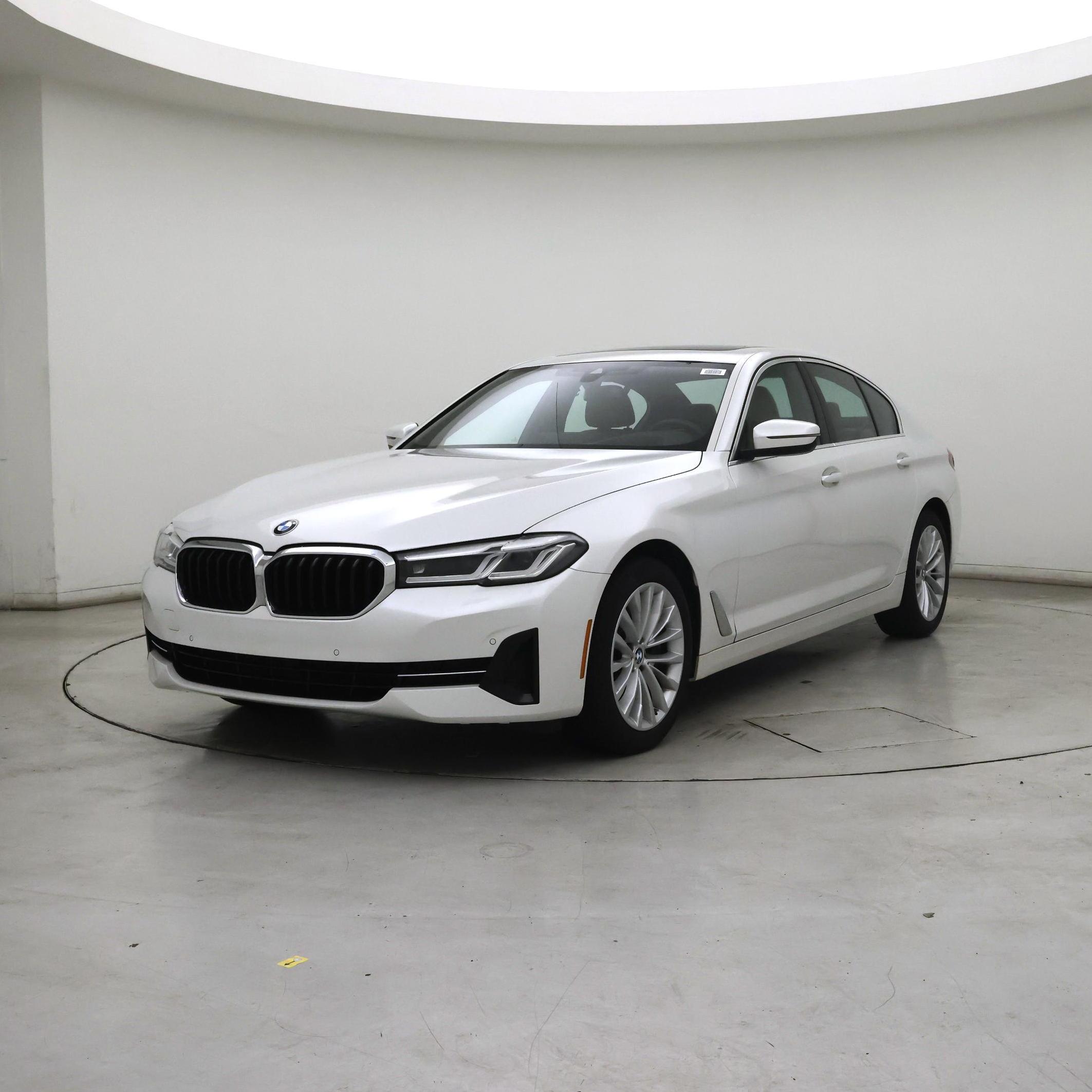 Thumbnail: 2023 BMW 5 Series - 4