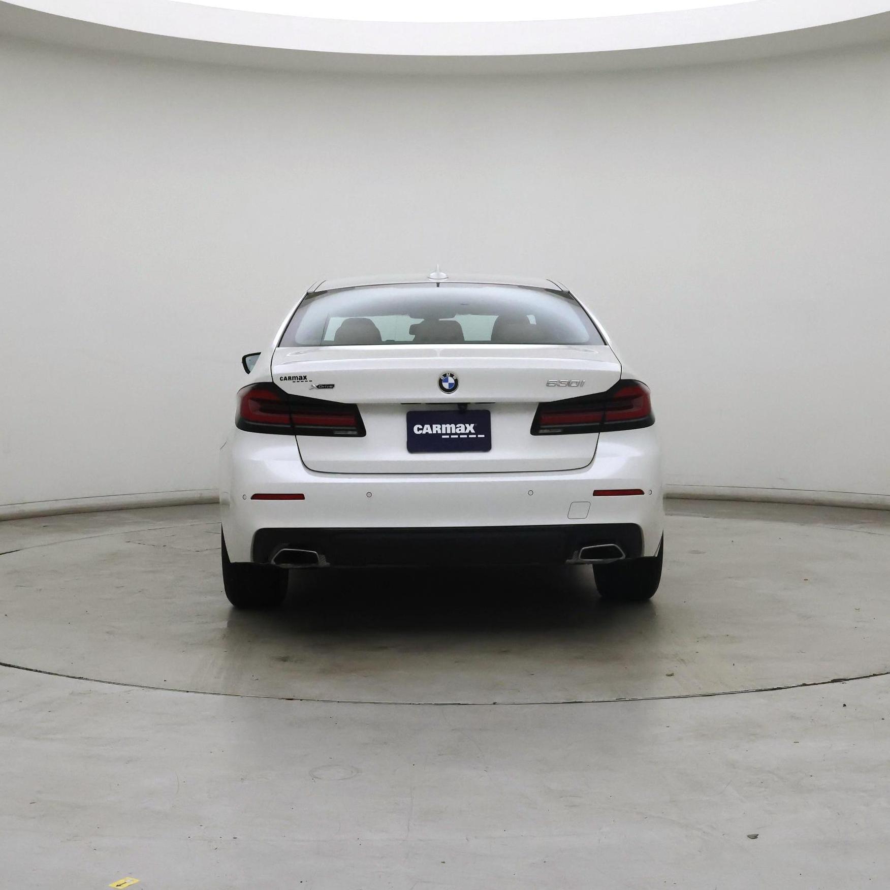 Thumbnail: 2023 BMW 5 Series - 6