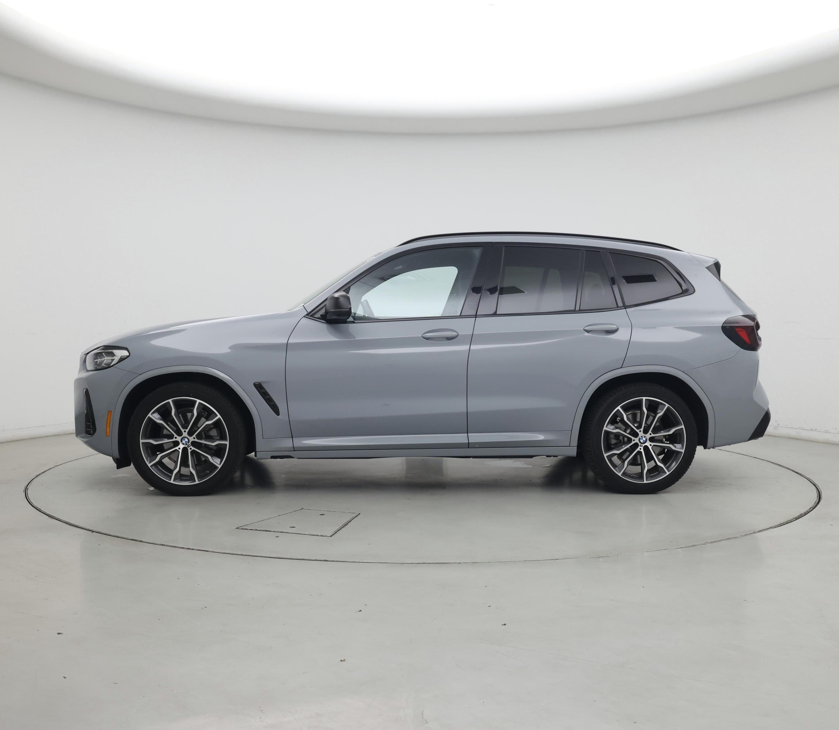 Thumbnail: 2022 BMW X3 - 3