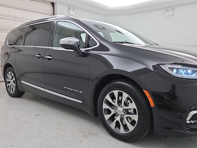 2023 Chrysler Pacifica Hybrid Pinnacle