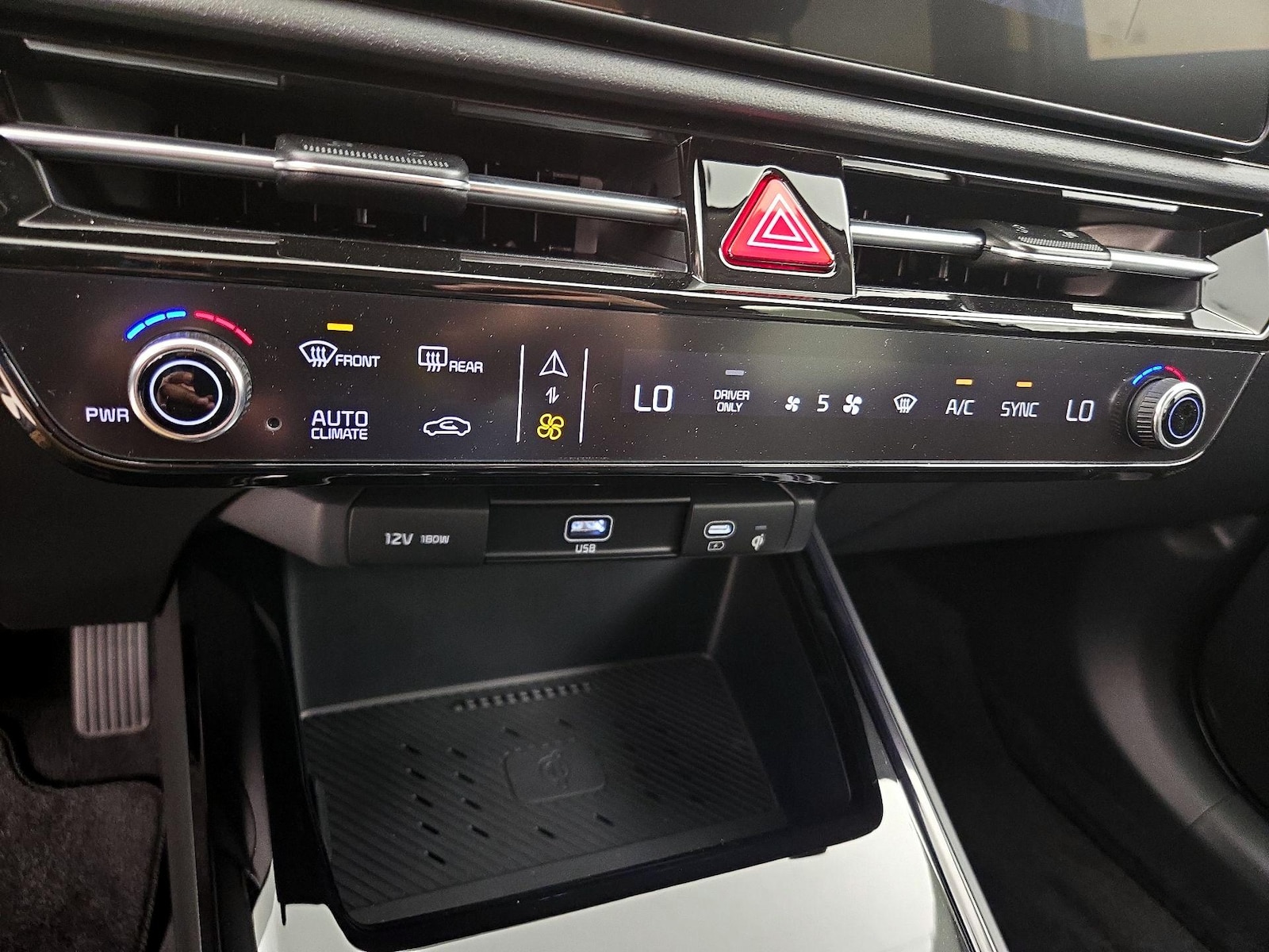 2025 Kia Niro EX - Photo 18