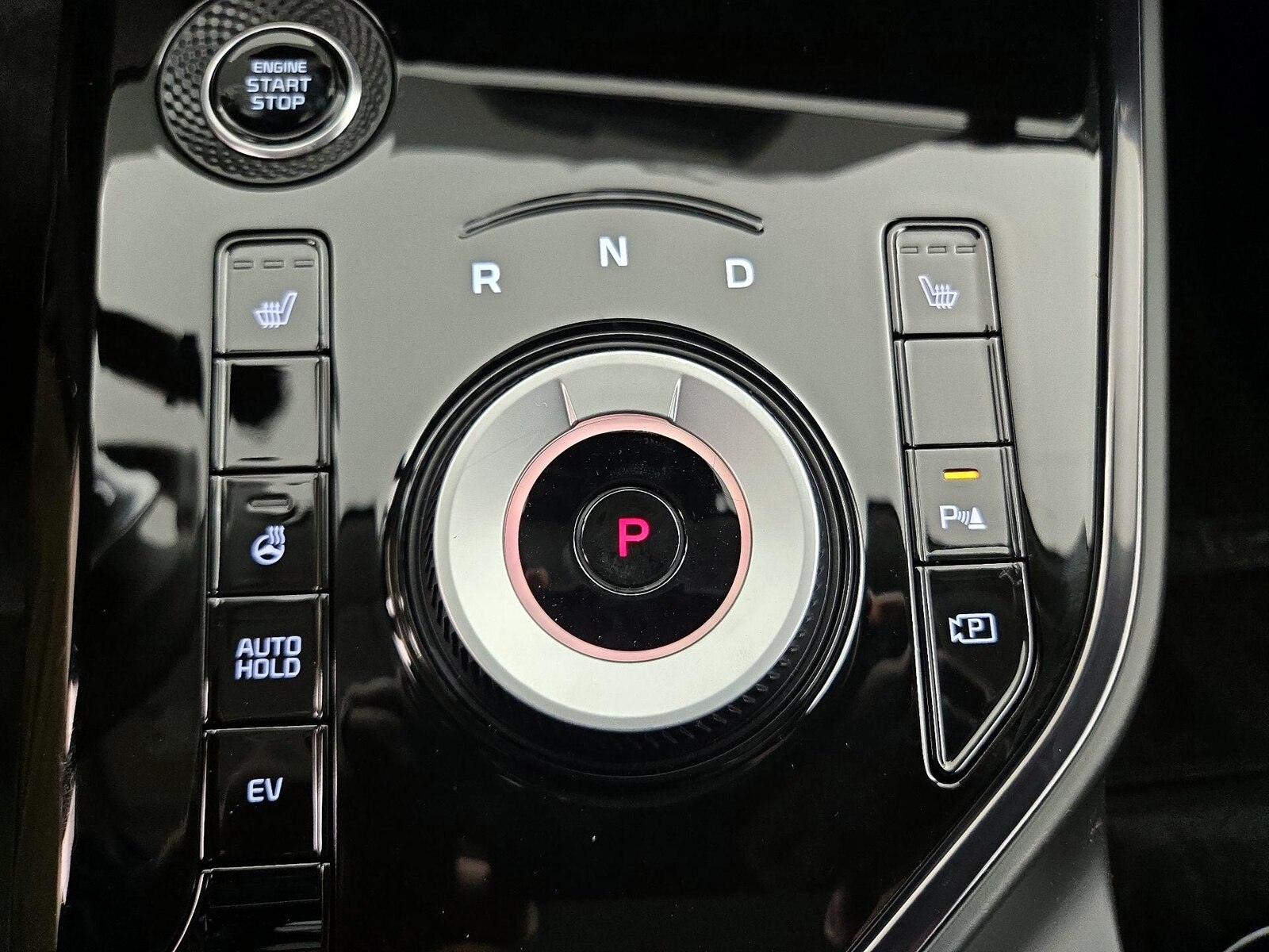 2025 Kia Niro EX - Photo 19