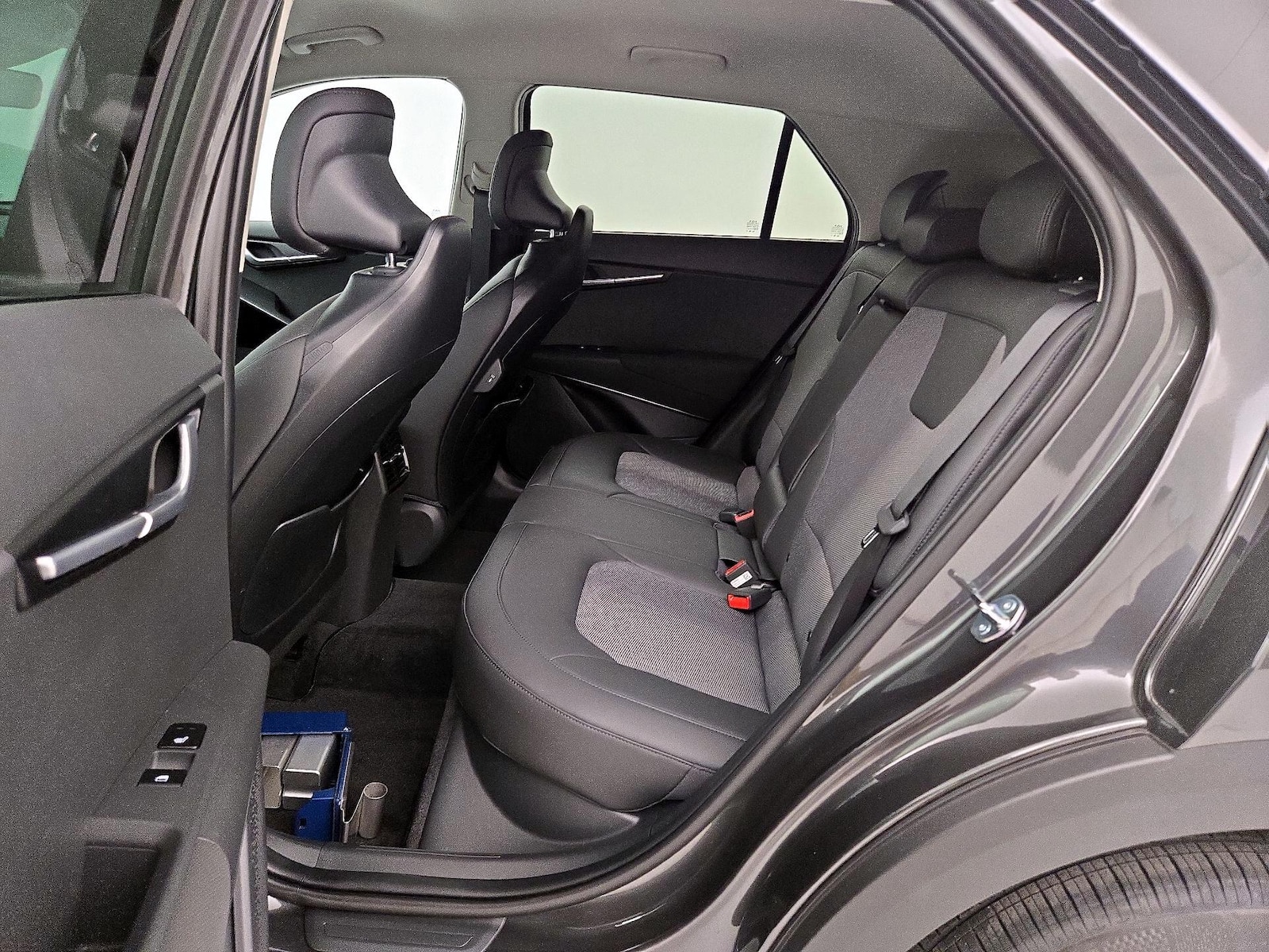 2025 Kia Niro EX - Photo 21
