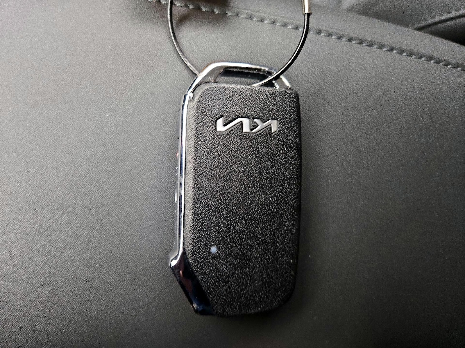 2025 Kia Niro EX - Photo 24