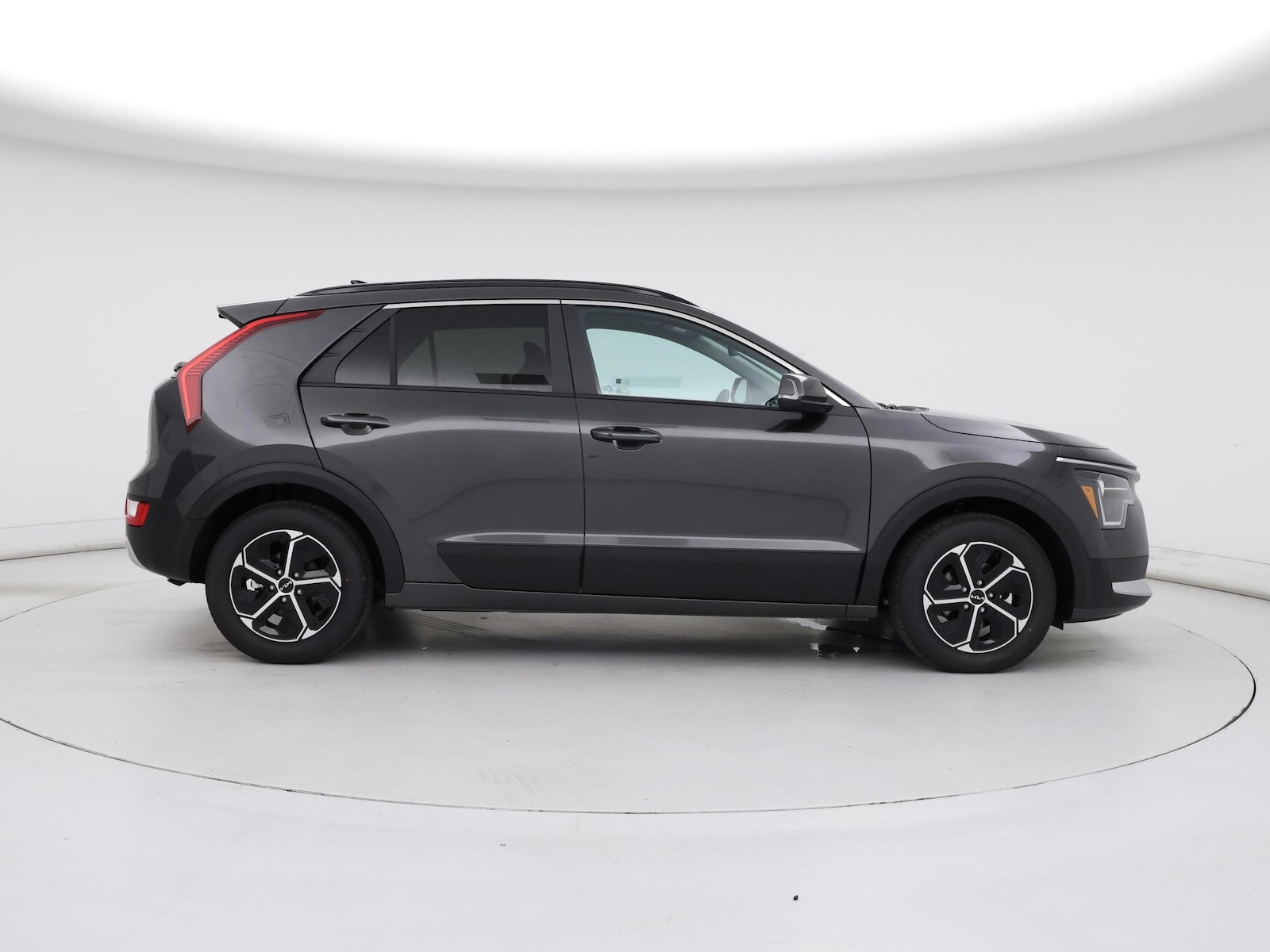2025 Kia Niro EX - Photo 8