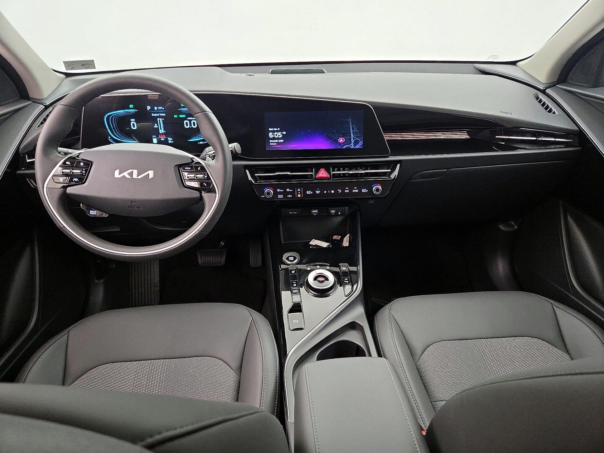 Thumbnail: 2025 Kia Niro - 9