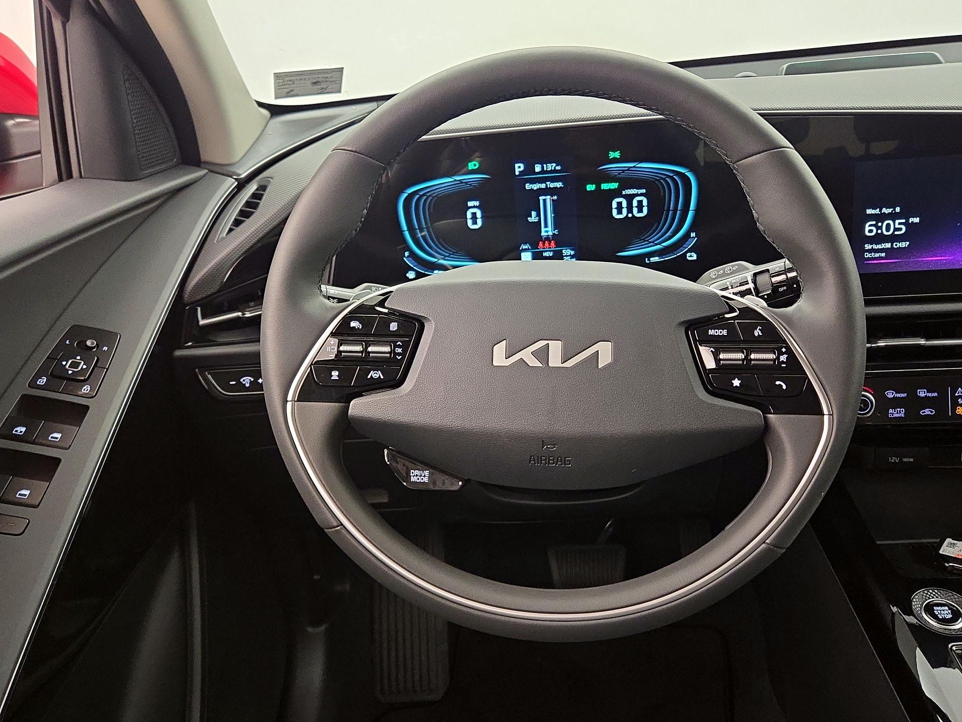 Thumbnail: 2025 Kia Niro - 10