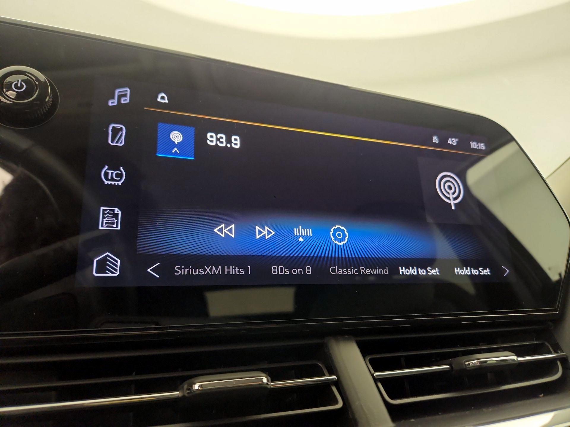 Thumbnail: 2025 Chevrolet Trax - 15