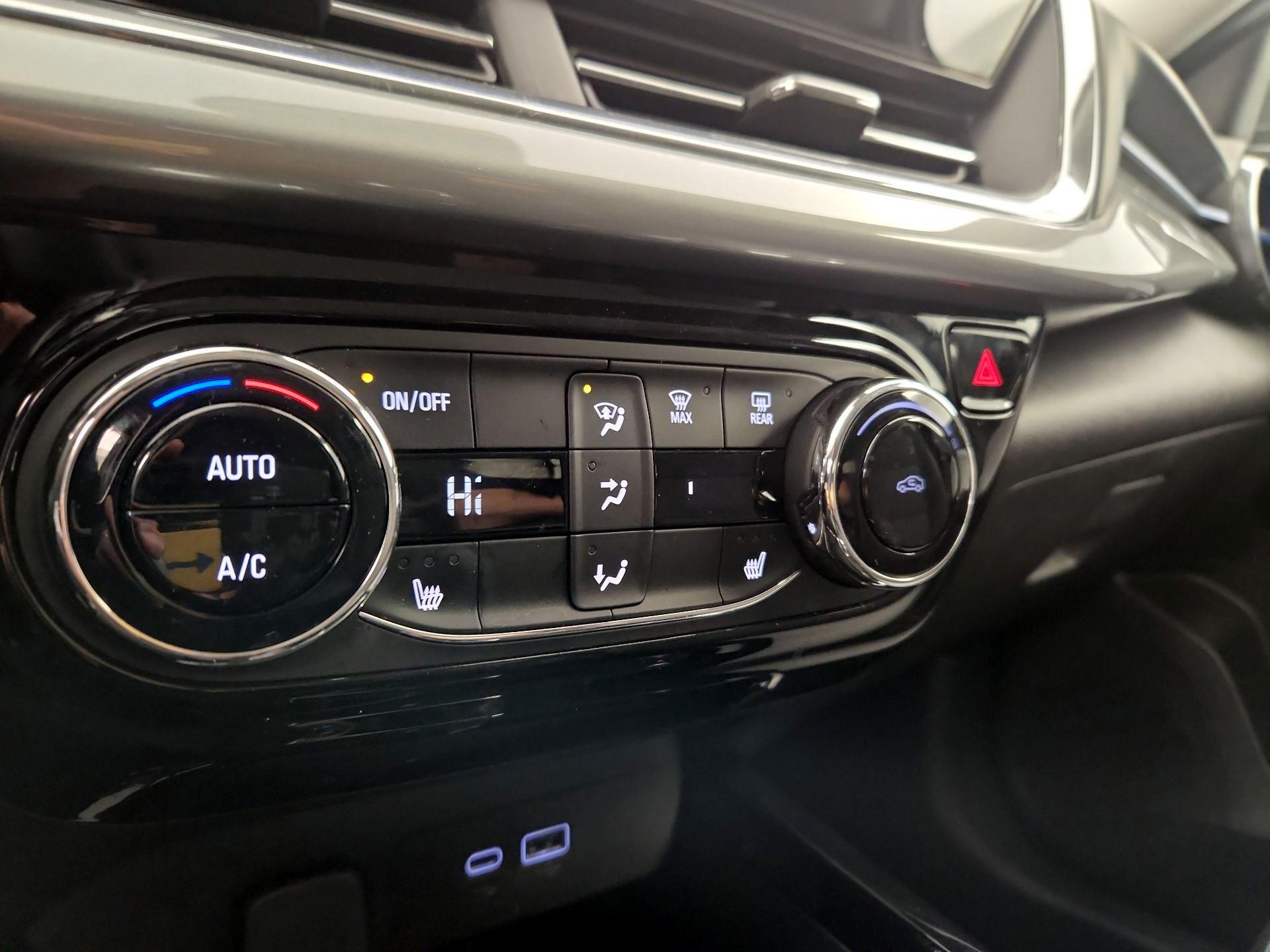 Thumbnail: 2025 Chevrolet Trax - 16