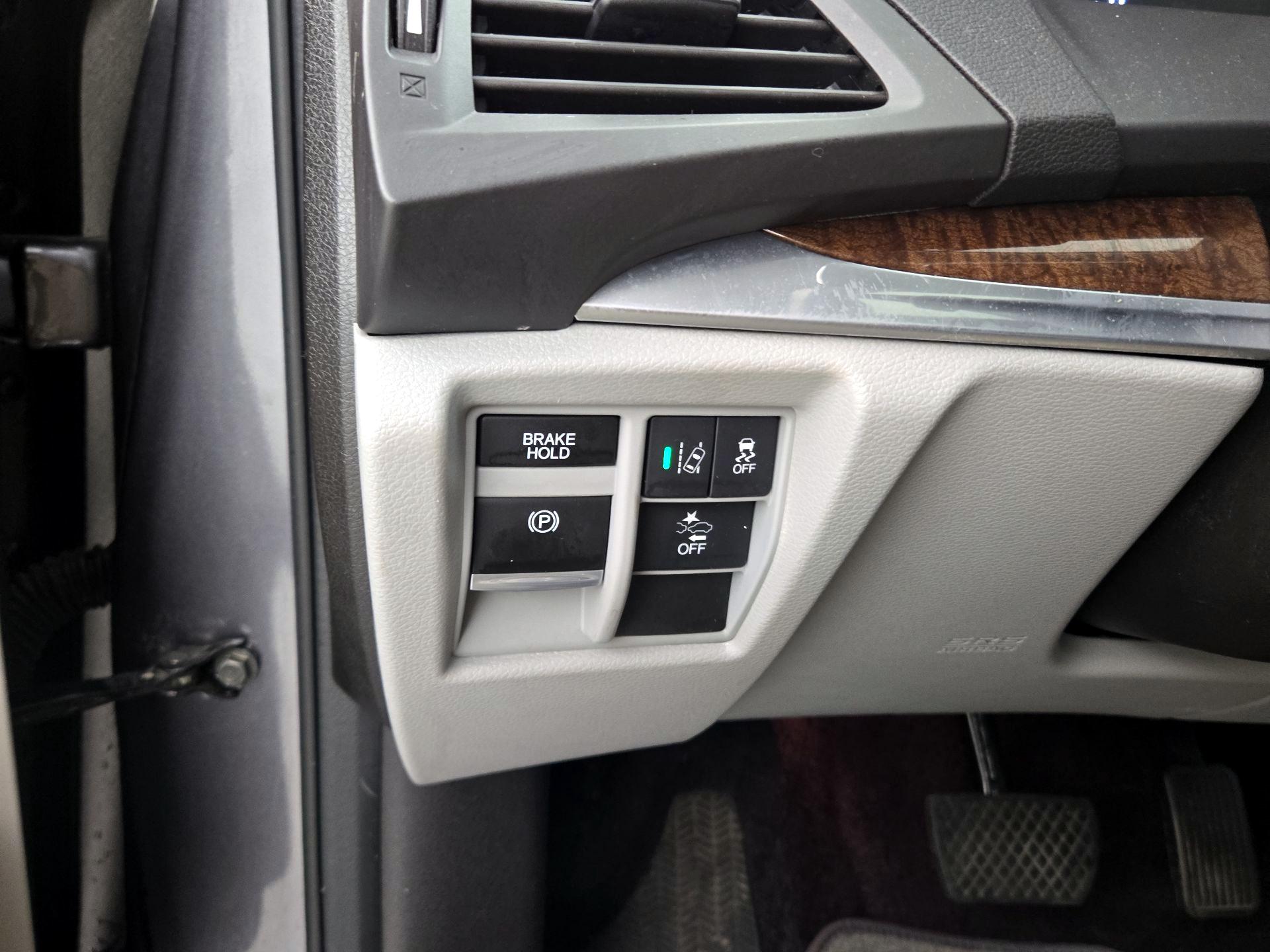 Thumbnail: 2017 Acura MDX - 13