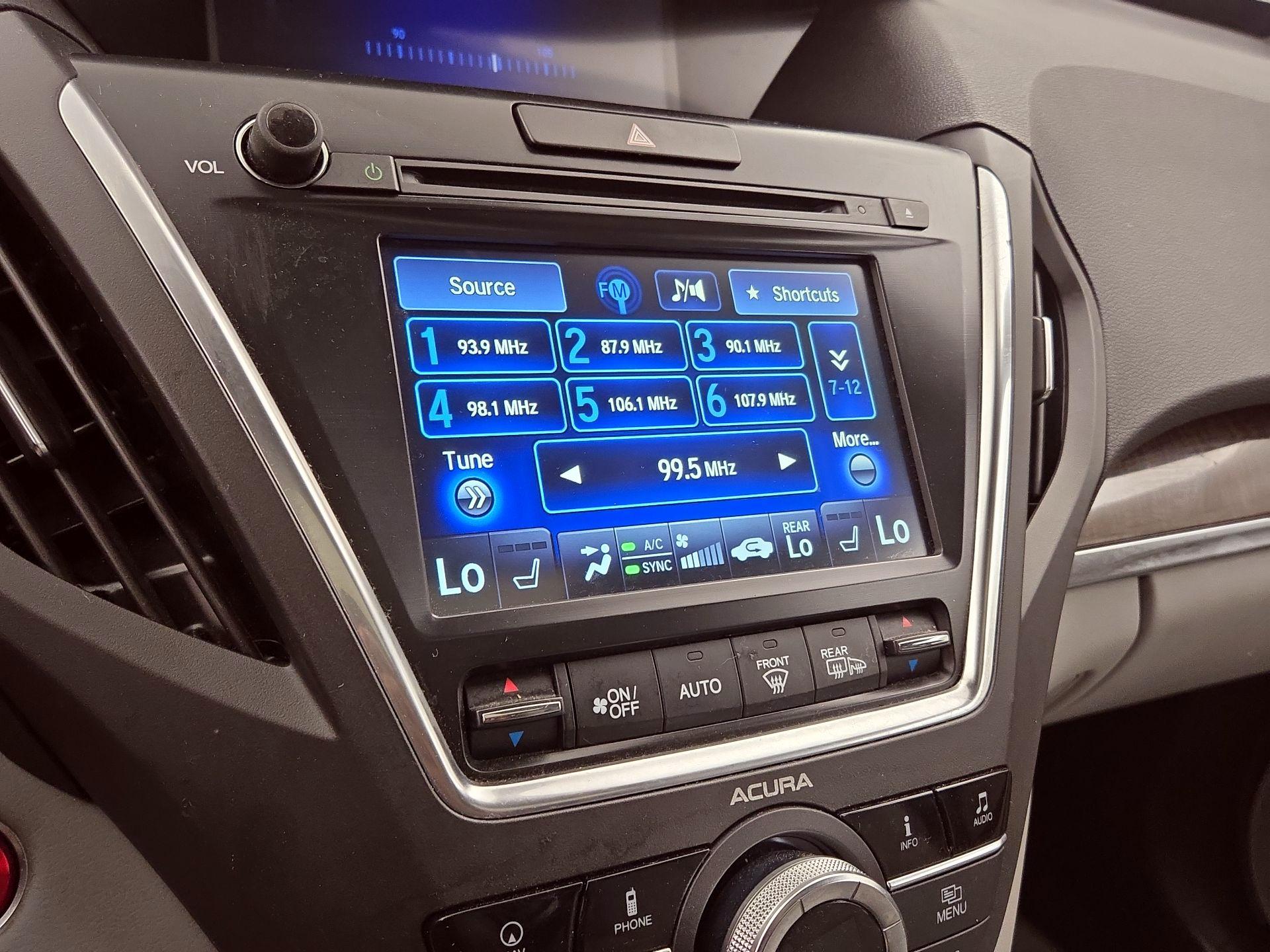 Thumbnail: 2017 Acura MDX - 15