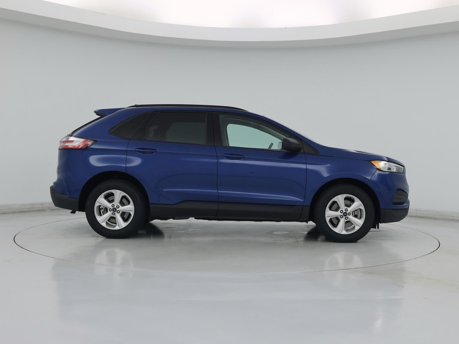 2022 Ford Edge SE - Photo 8