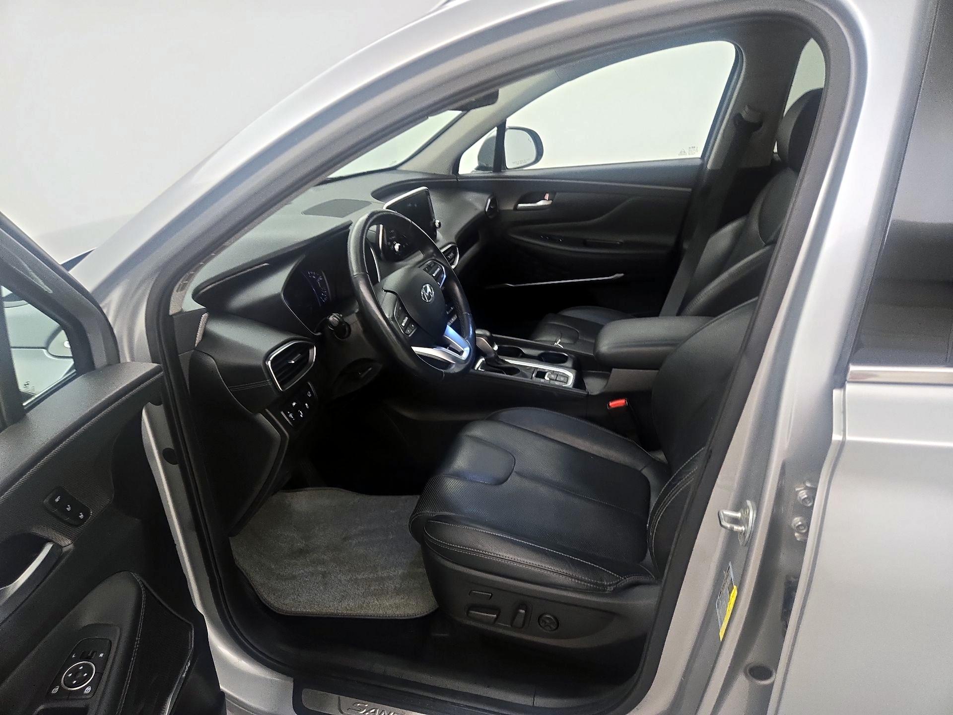 Thumbnail: 2020 Hyundai Santa Fe - 11