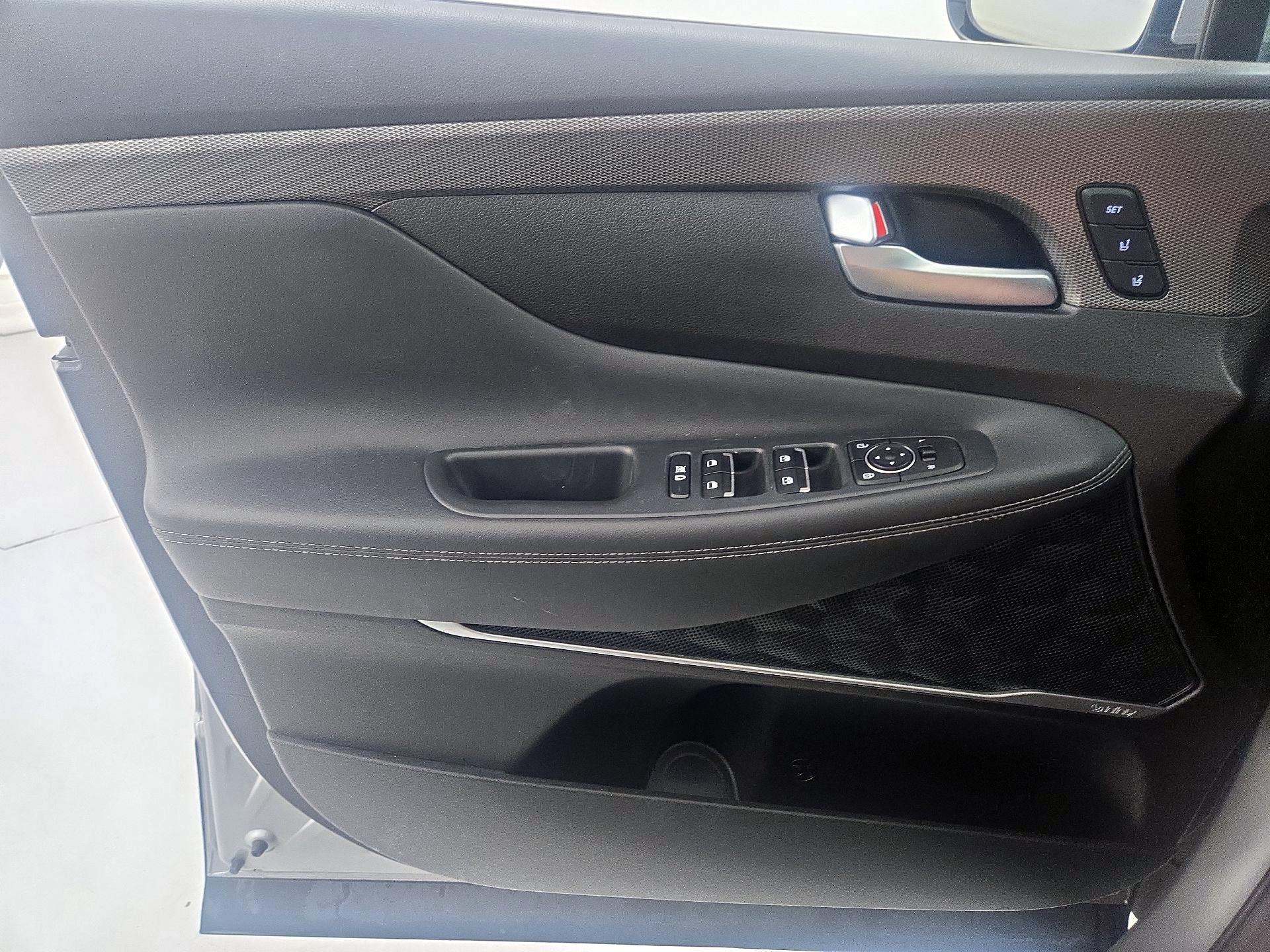 Thumbnail: 2020 Hyundai Santa Fe - 12