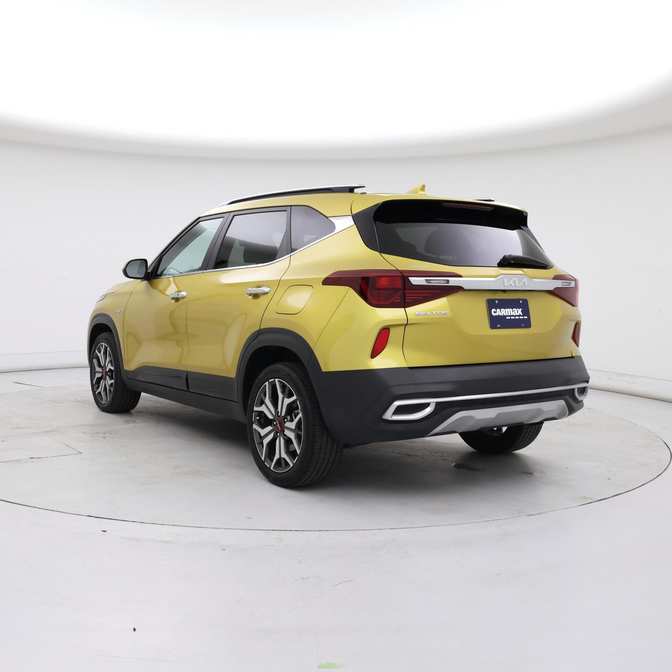 Thumbnail: 2022 Kia Seltos - 2