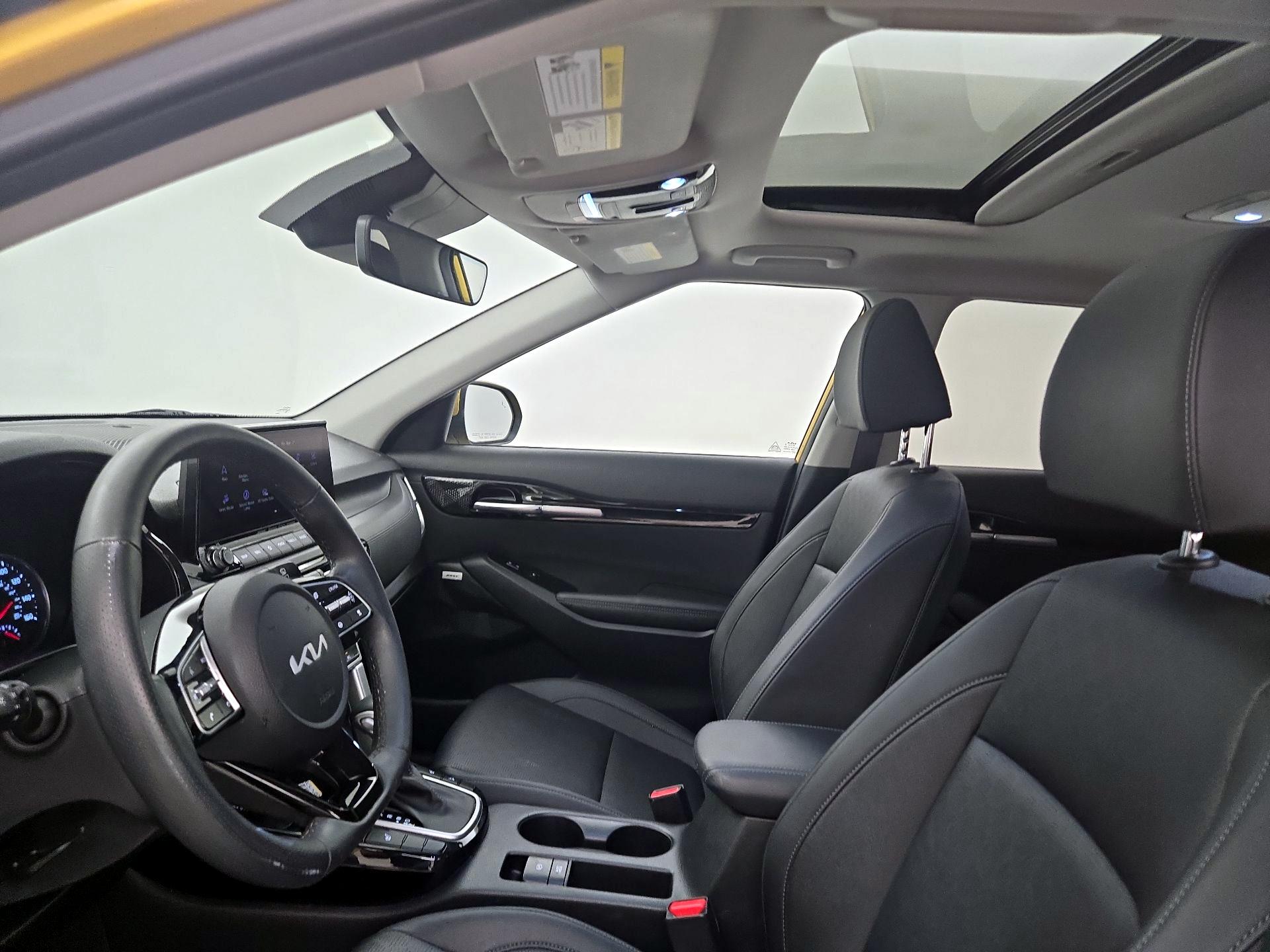 Thumbnail: 2022 Kia Seltos - 20