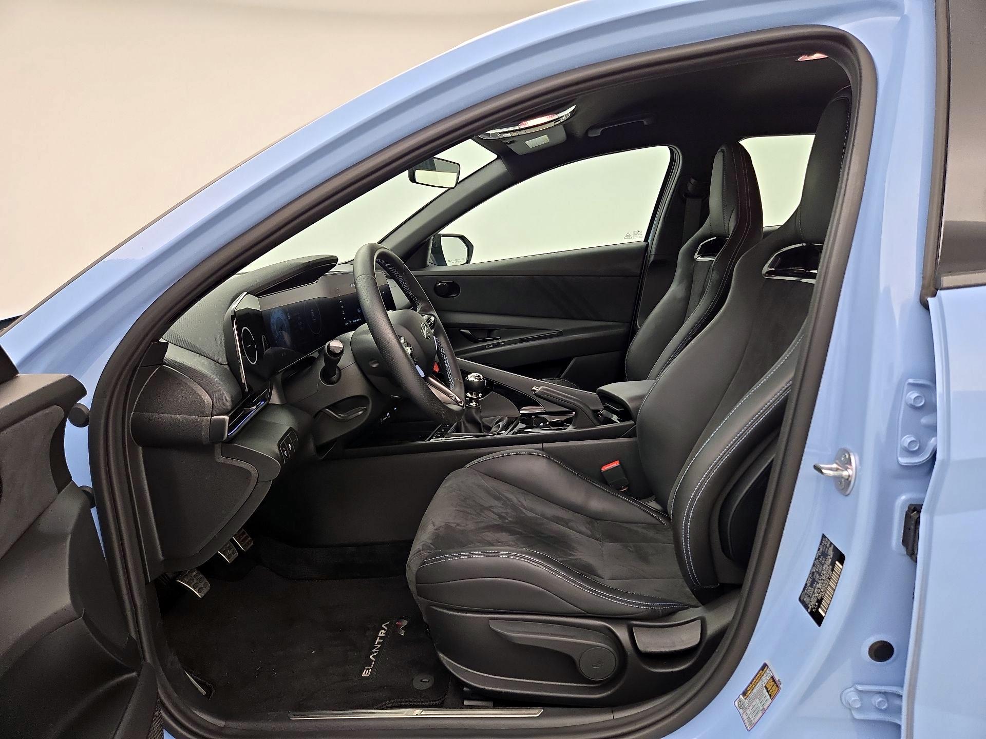 Thumbnail: 2025 Hyundai Elantra - 11