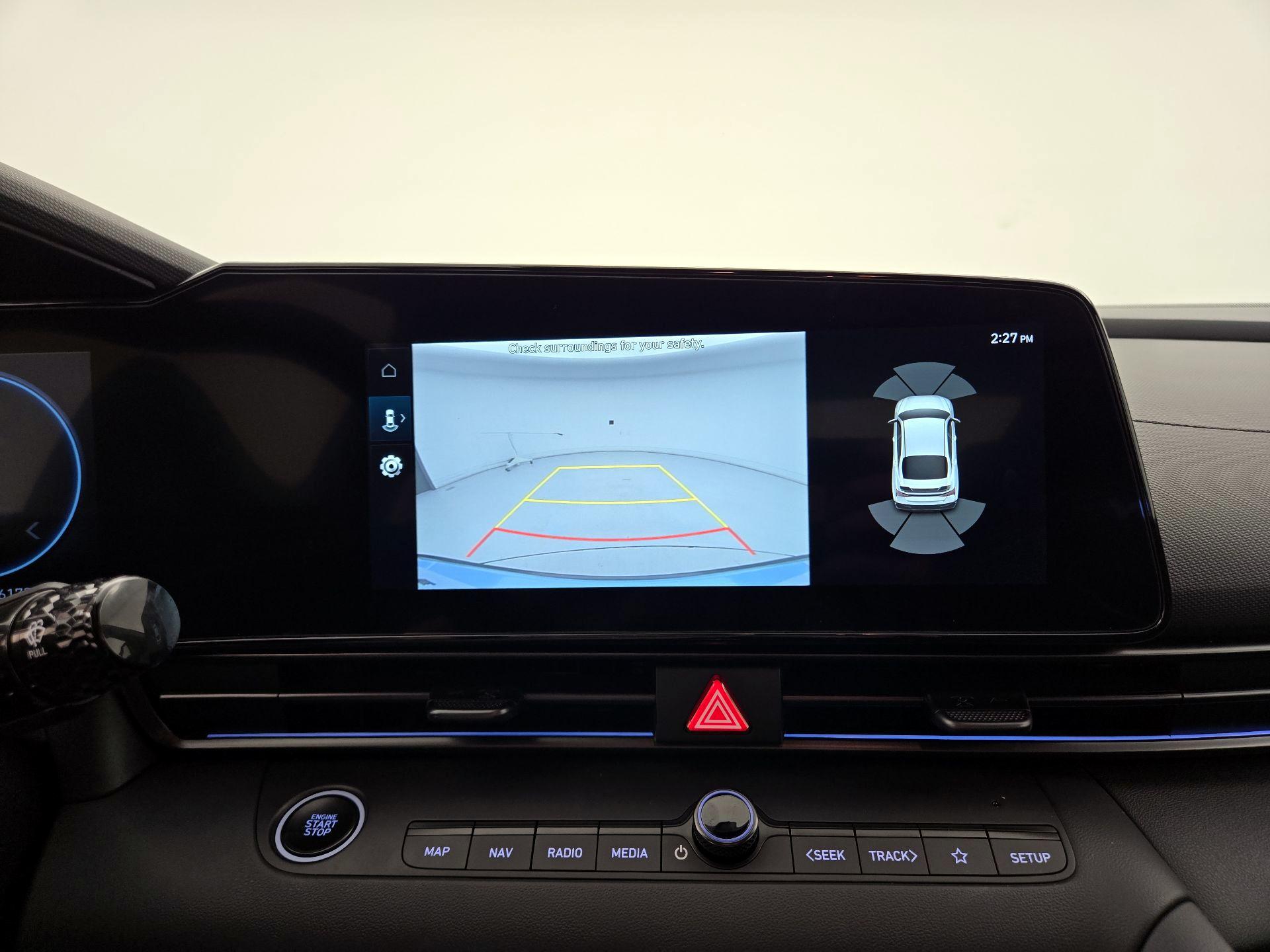 Thumbnail: 2025 Hyundai Elantra - 15