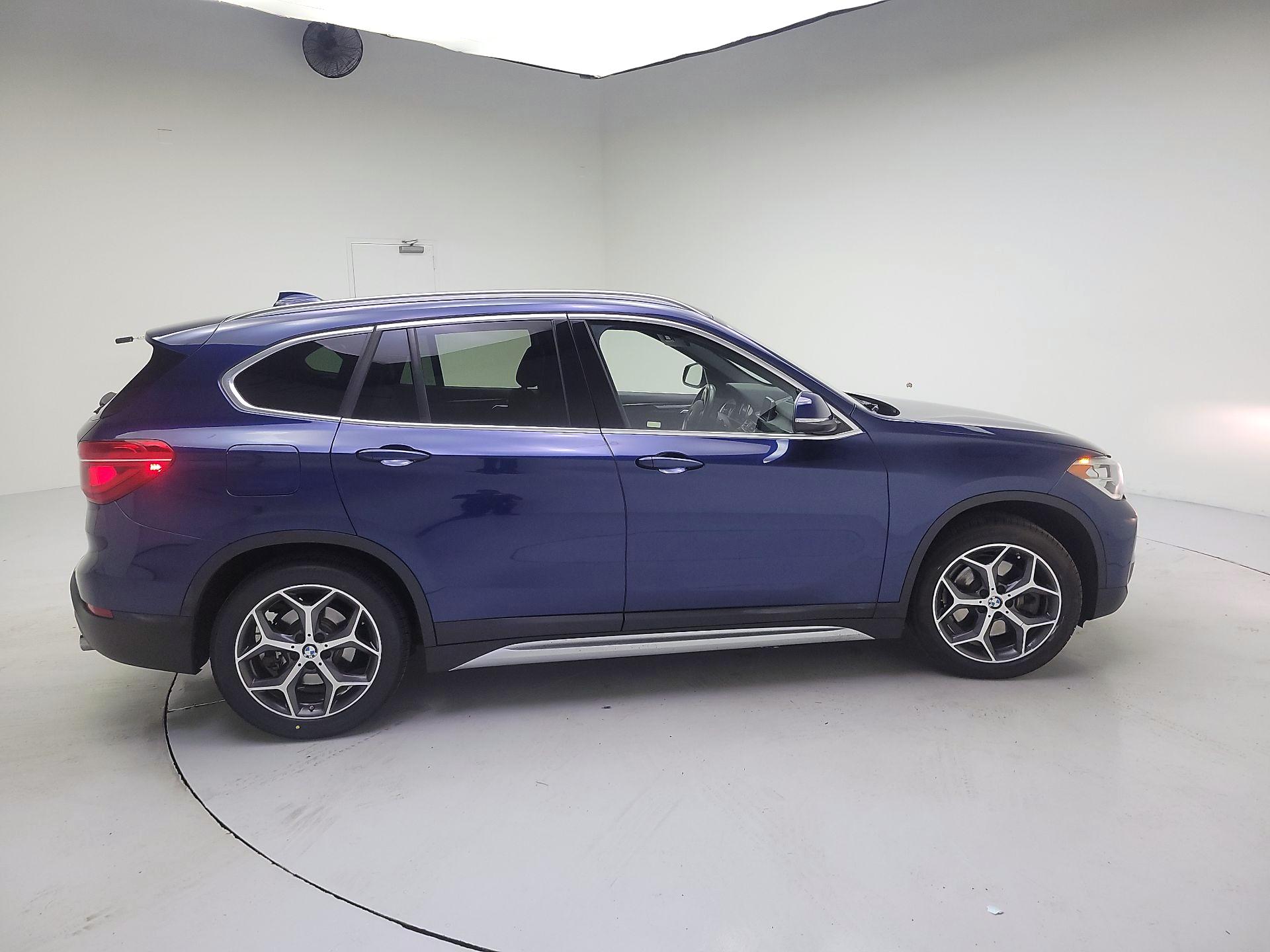 Thumbnail: 2018 BMW X1 - 4