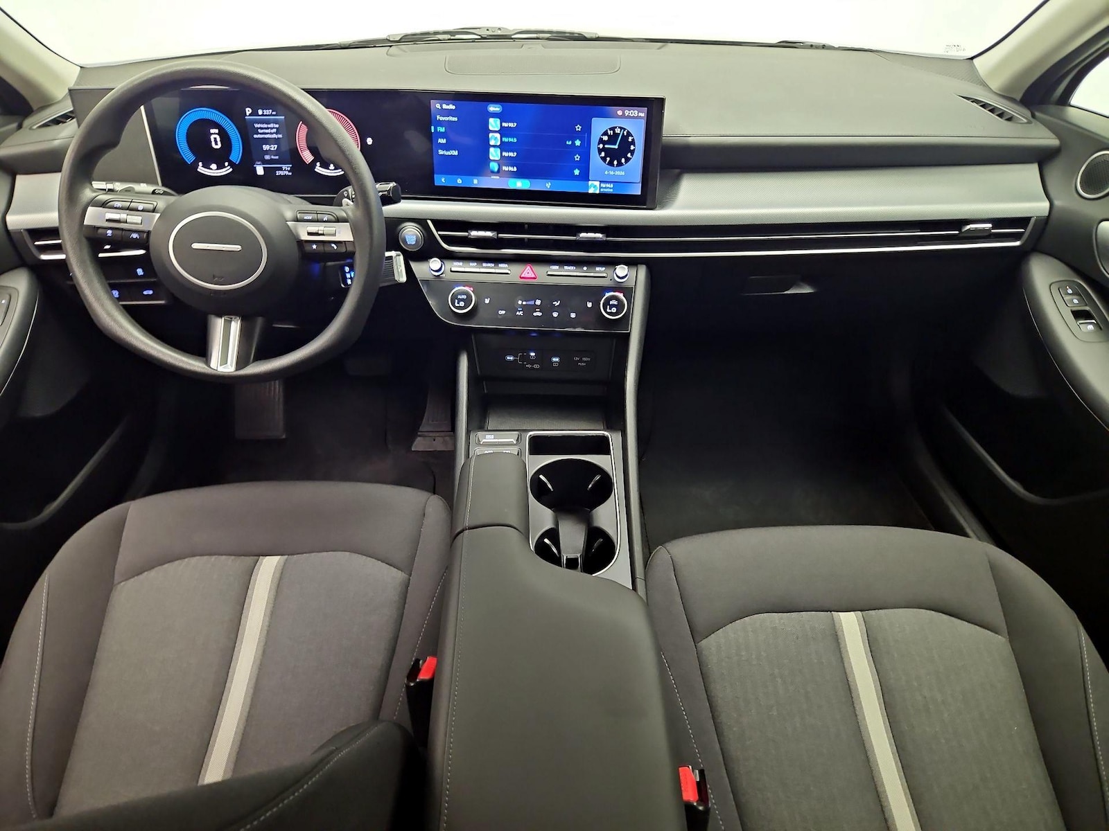 2025 Hyundai Sonata SEL - Photo 10