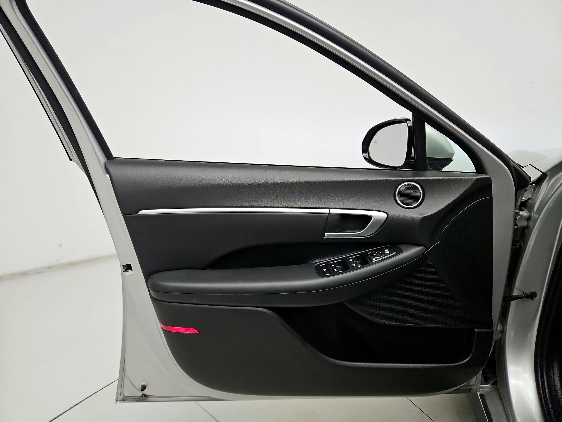 Thumbnail: 2025 Hyundai Sonata - 12