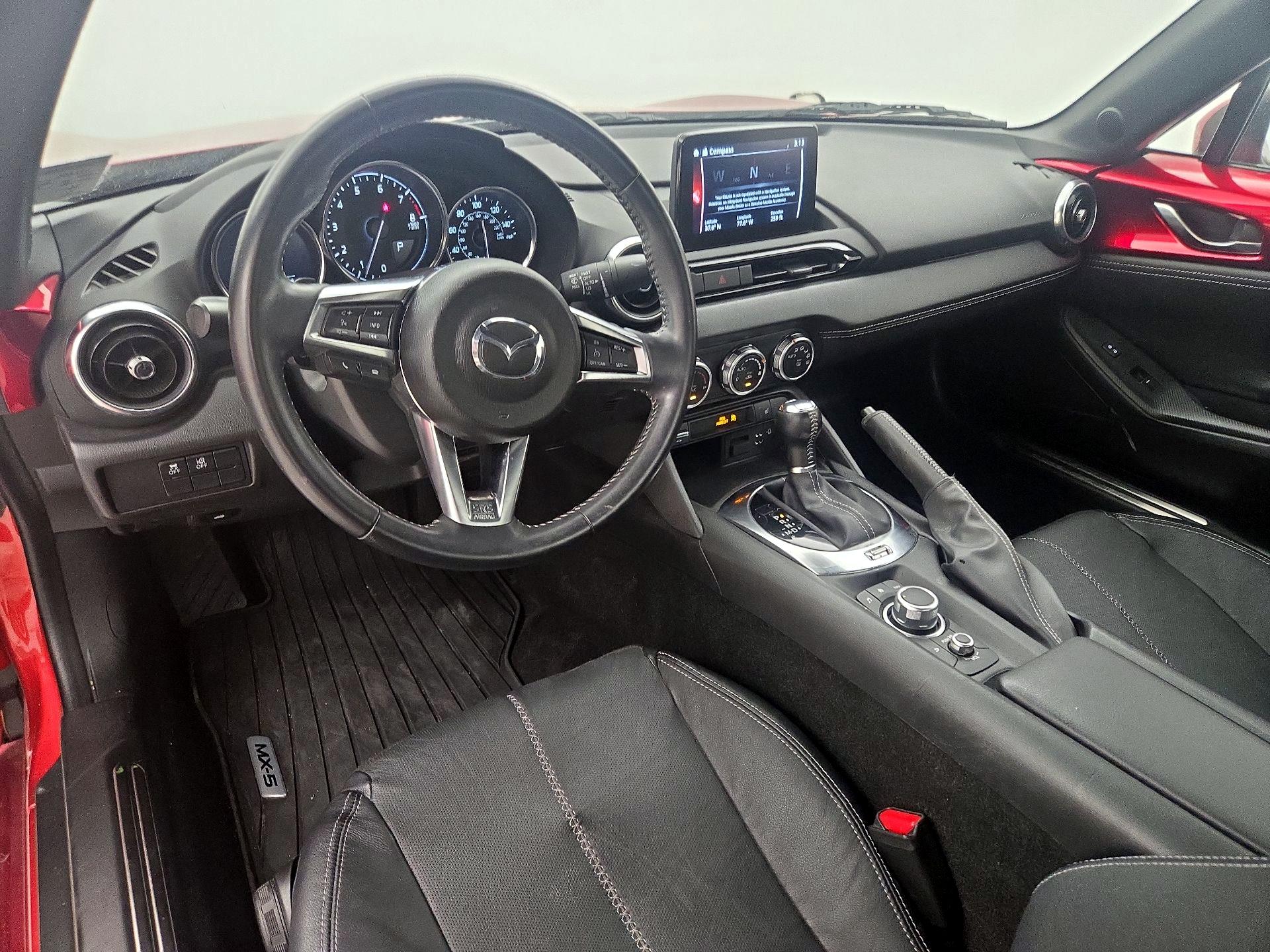 Thumbnail: 2022 Mazda MX-5 Miata - 9