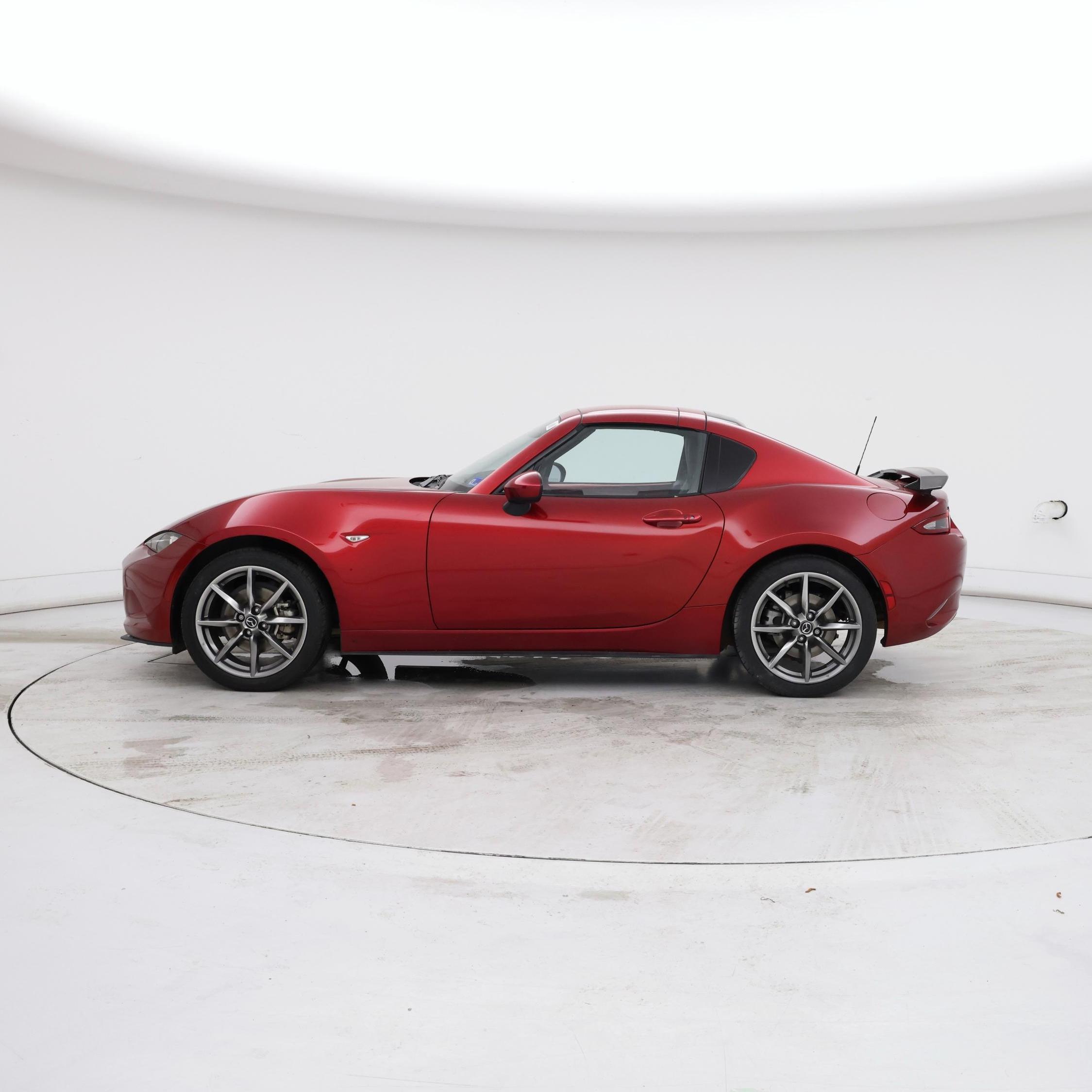 Thumbnail: 2022 Mazda MX-5 Miata - 3