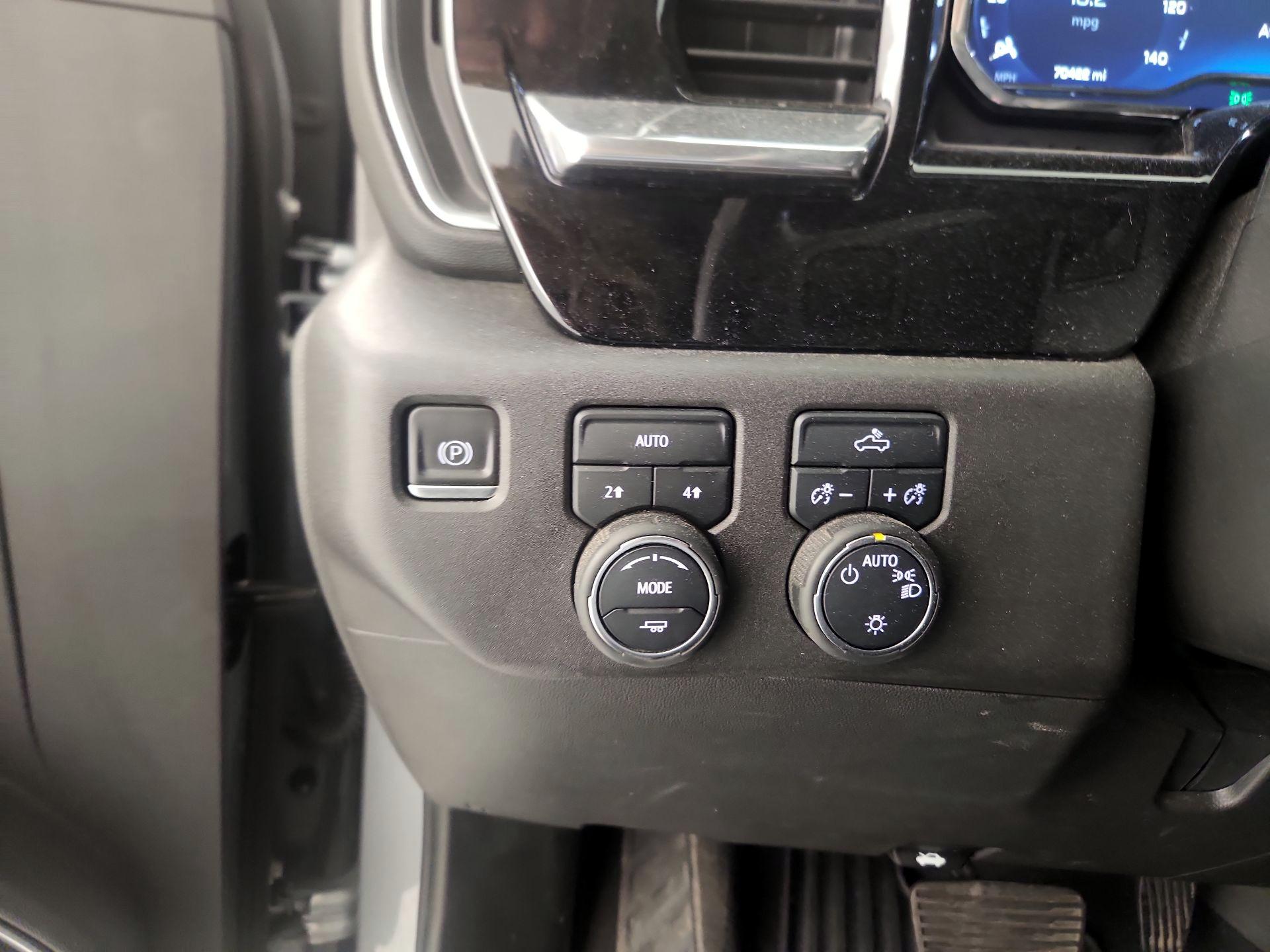 Thumbnail: 2023 Chevrolet Silverado 1500 - 13