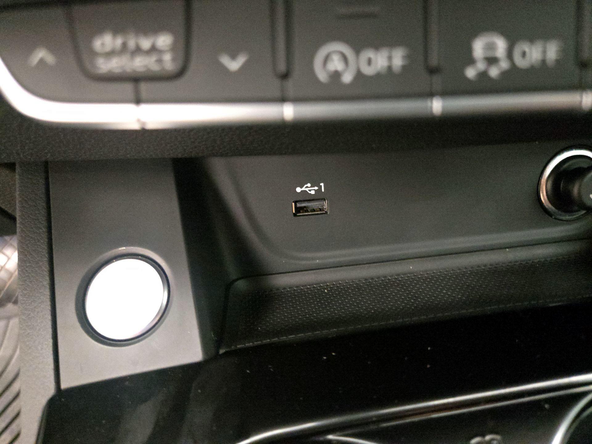 Thumbnail: 2021 Audi A4 - 18