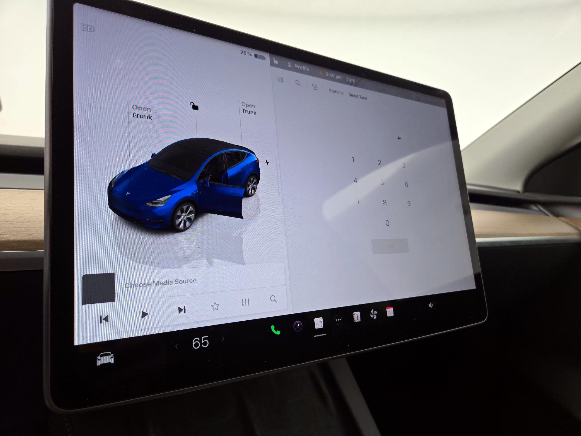 Thumbnail: 2022 Tesla Model Y - 15