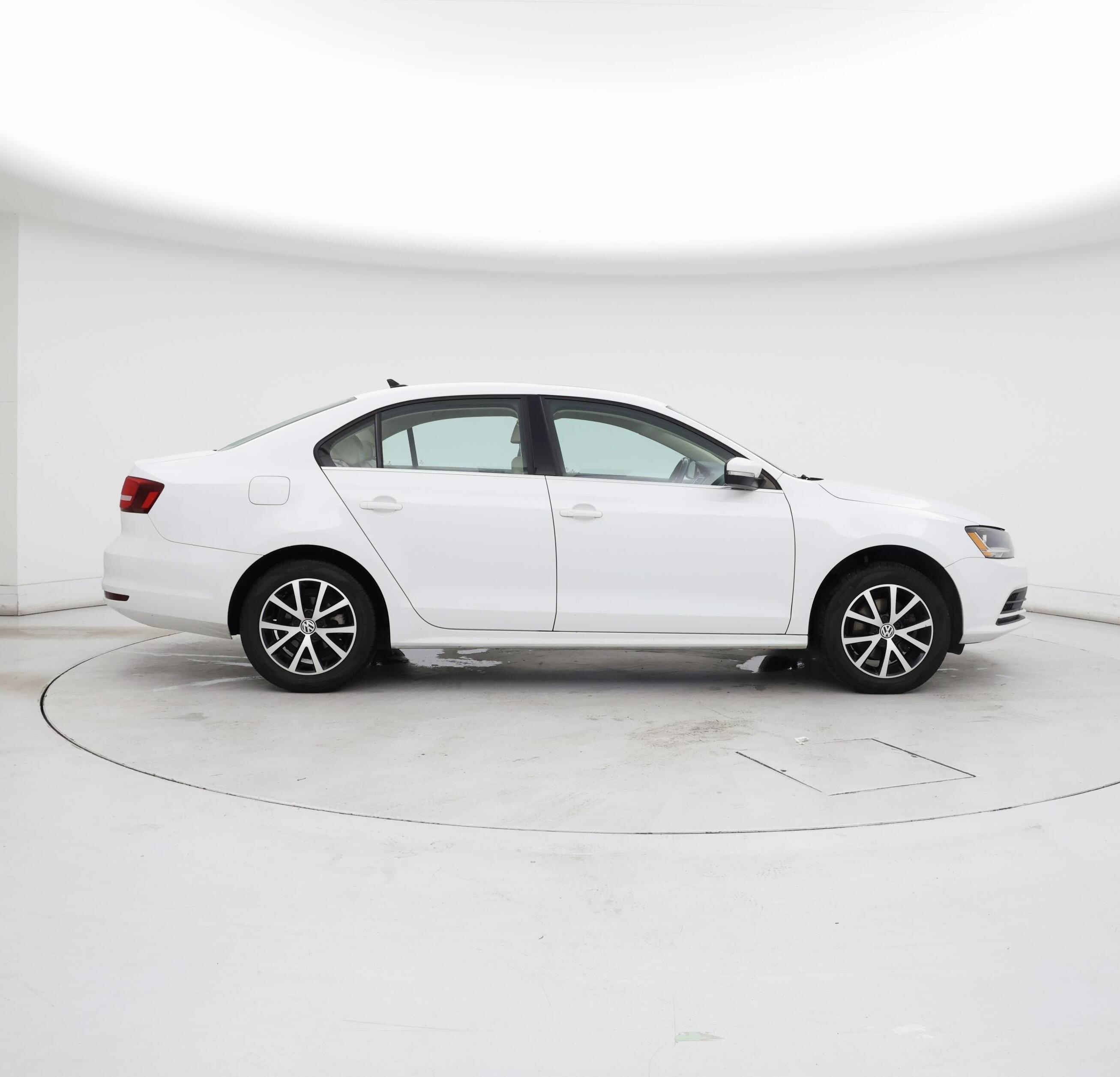 Thumbnail: 2017 Volkswagen Jetta - 7