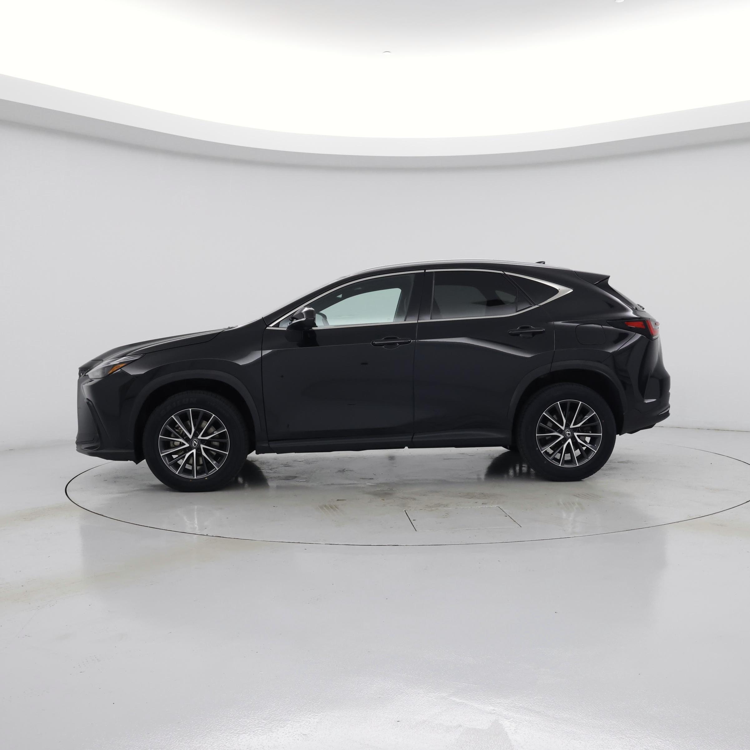 Thumbnail: 2024 Lexus NX - 3
