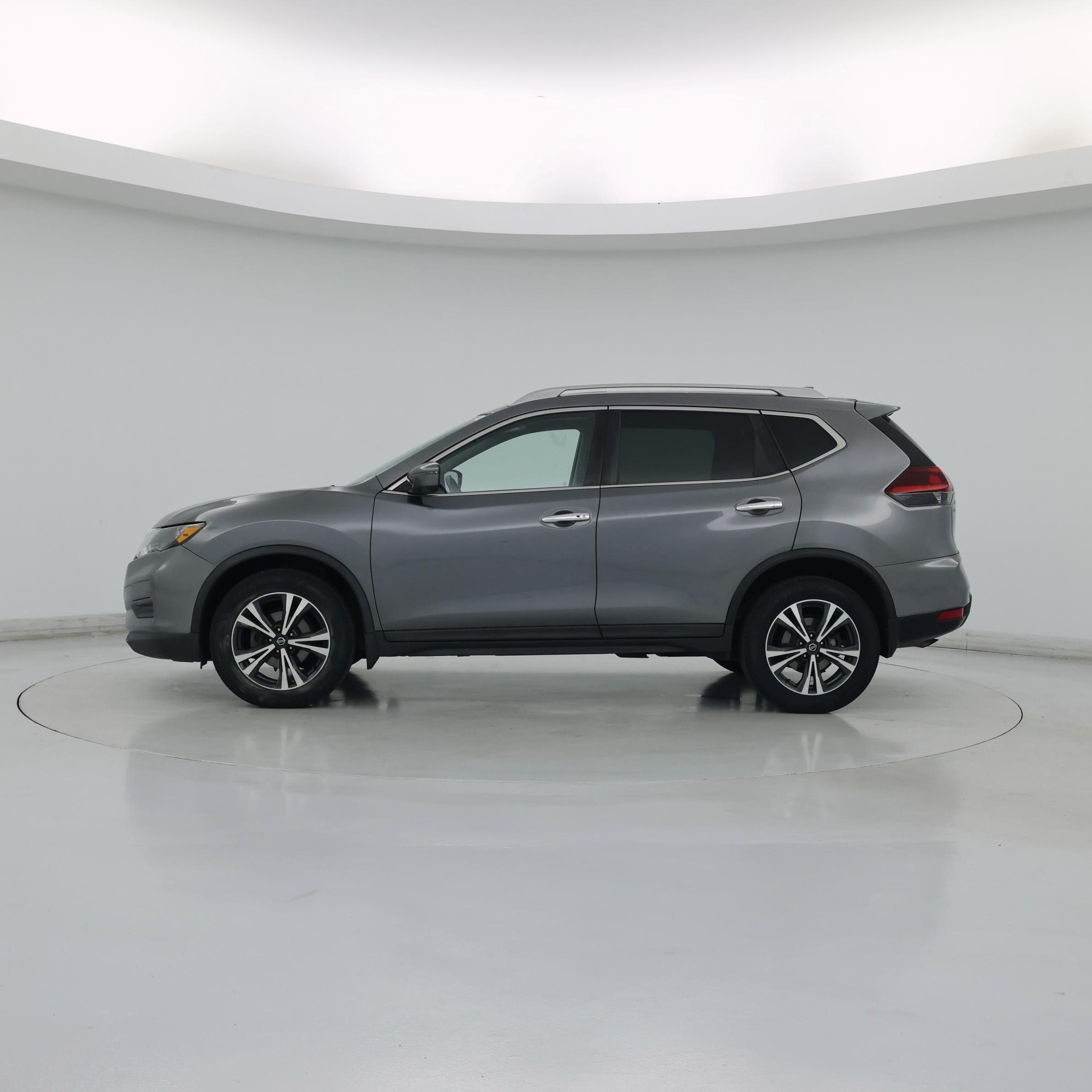 Thumbnail: 2019 Nissan Rogue - 3