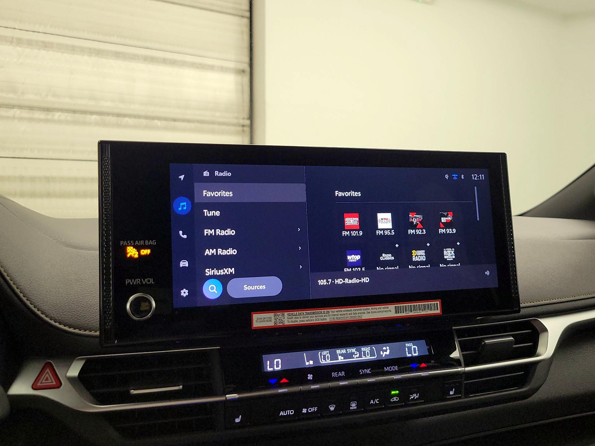 Thumbnail: 2025 Toyota Sienna - 15