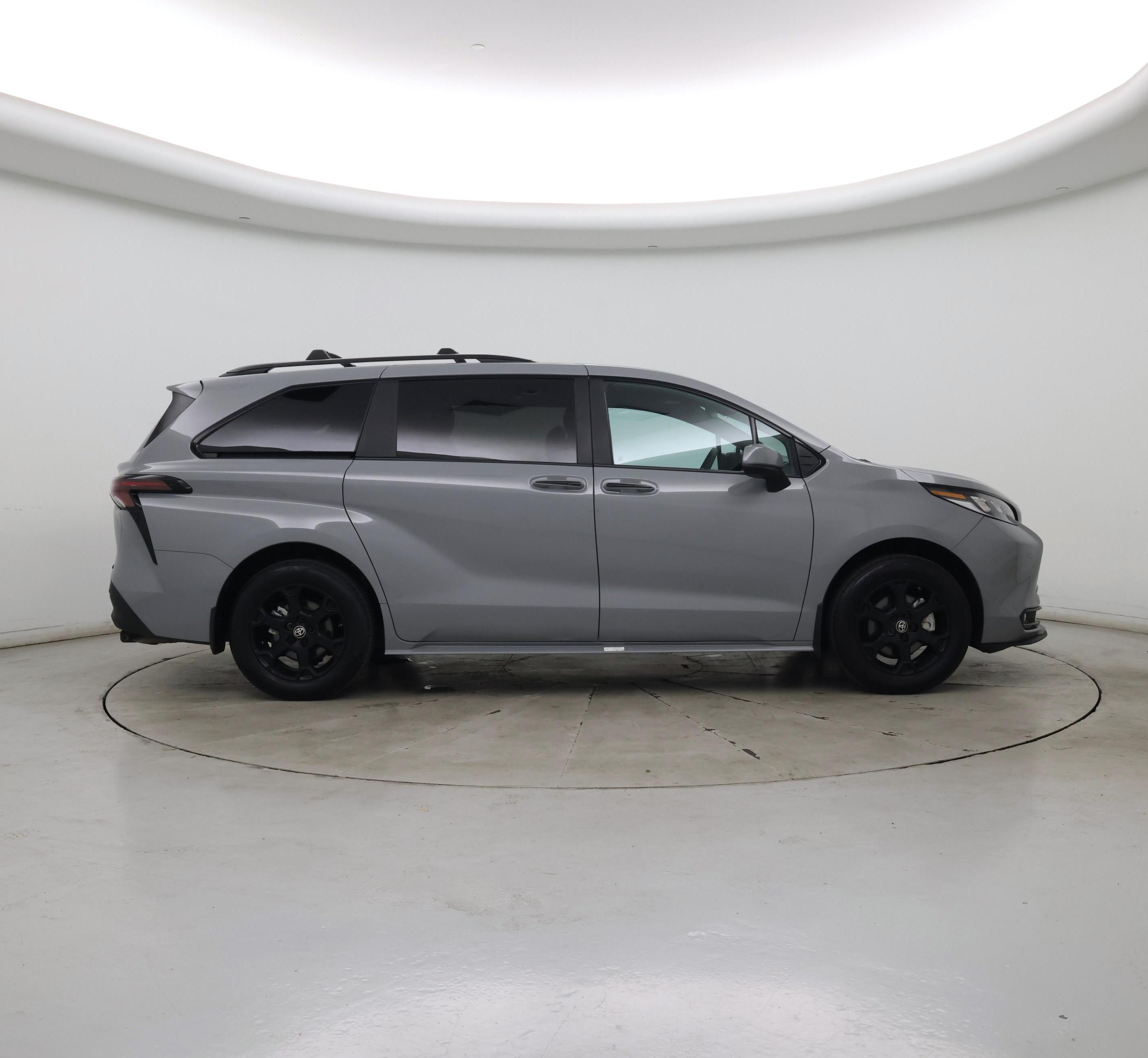 Thumbnail: 2025 Toyota Sienna - 7