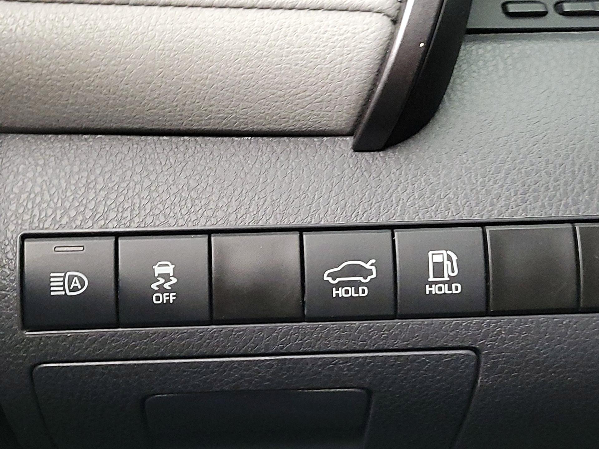 Thumbnail: 2023 Toyota Camry - 13