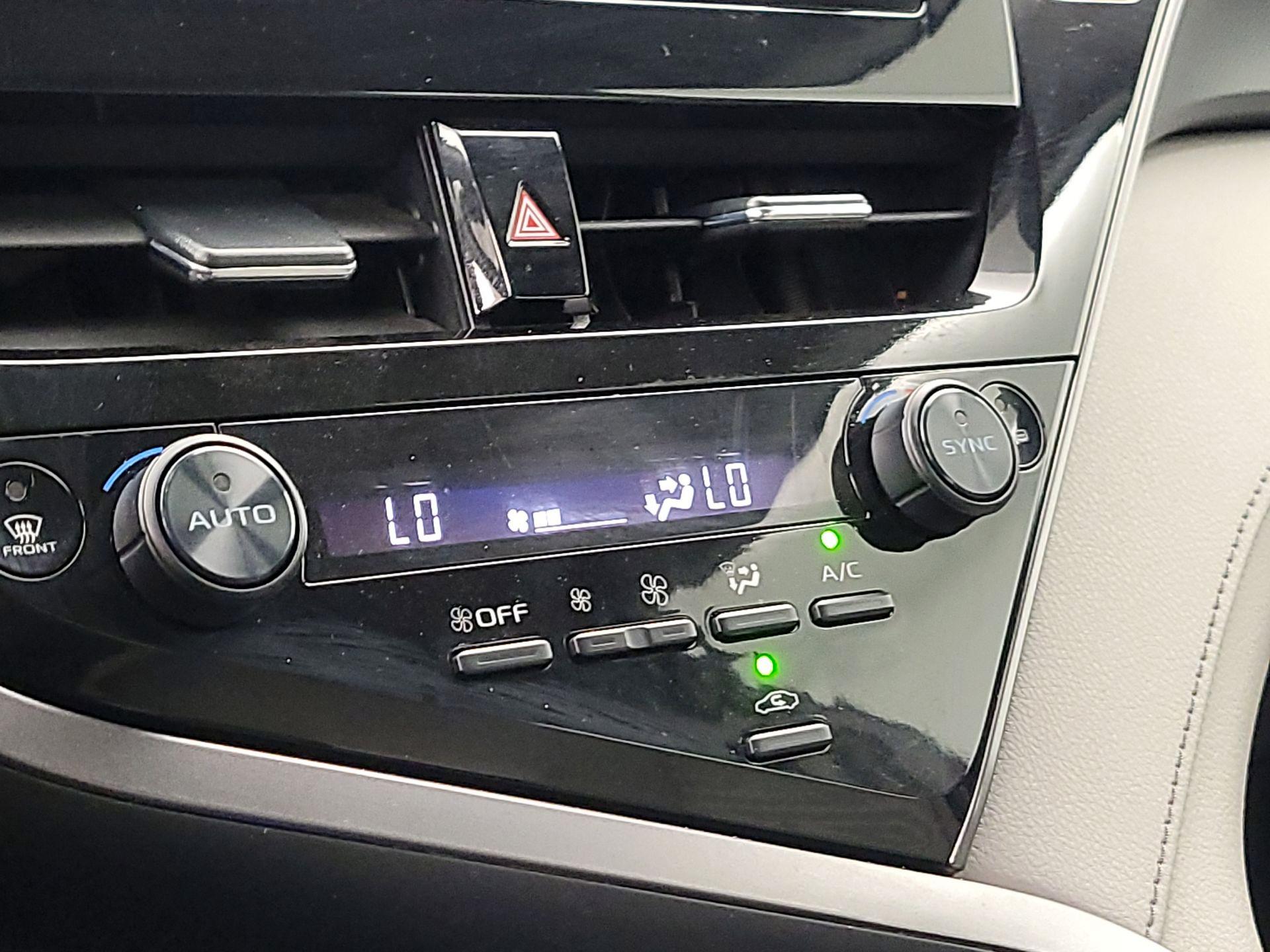 Thumbnail: 2023 Toyota Camry - 16