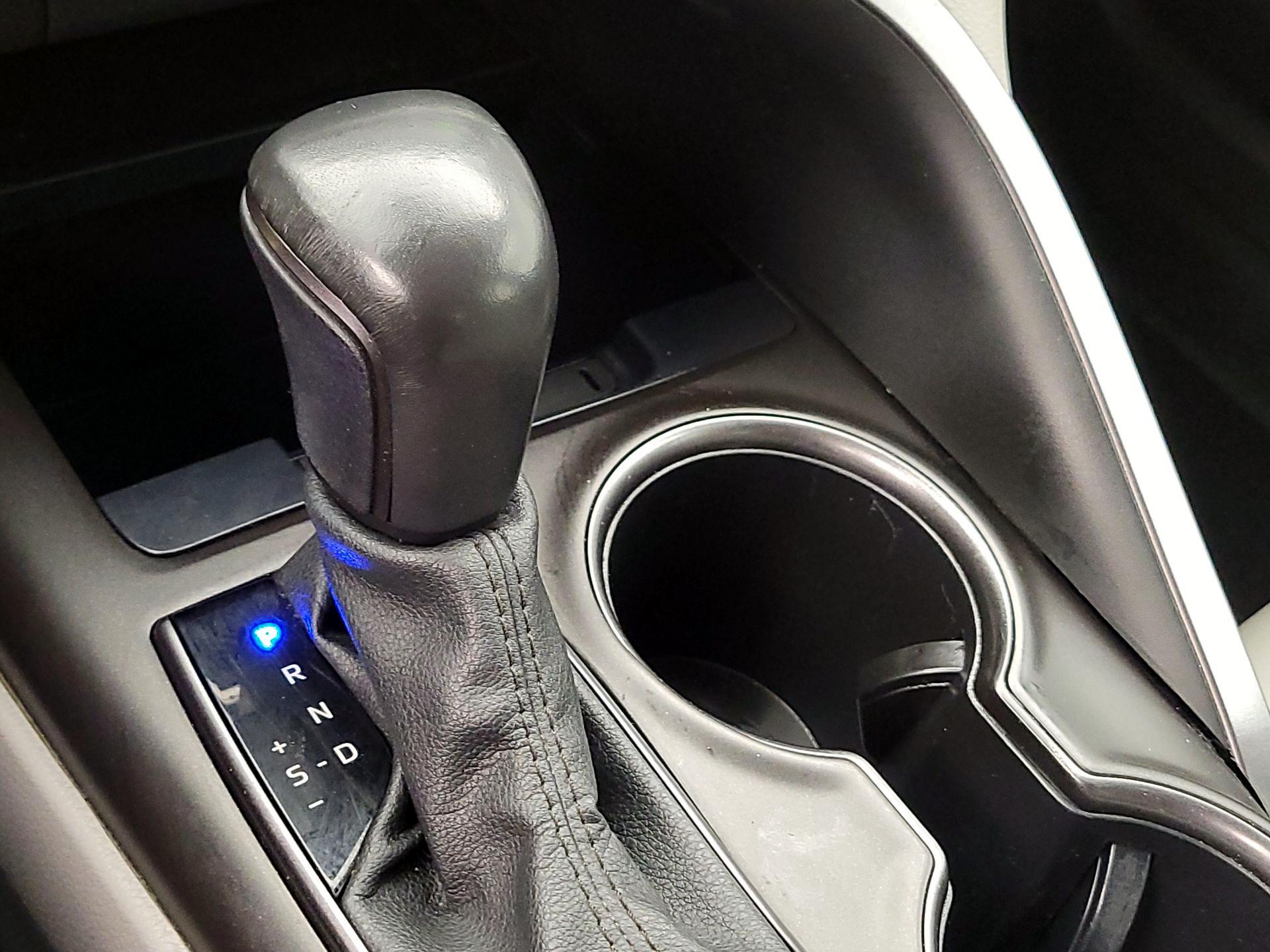 Thumbnail: 2023 Toyota Camry - 17