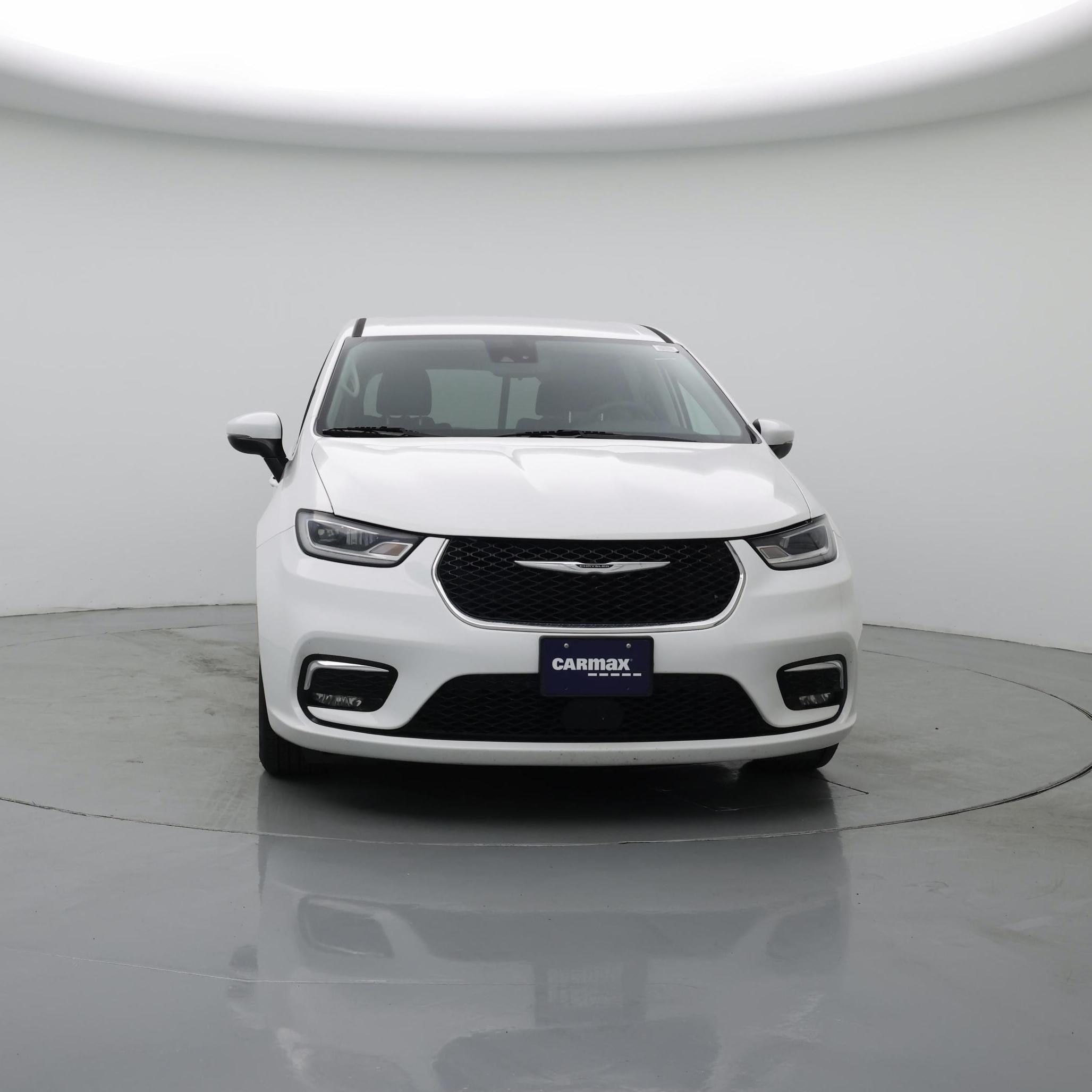 Thumbnail: 2023 Chrysler Pacifica - 5